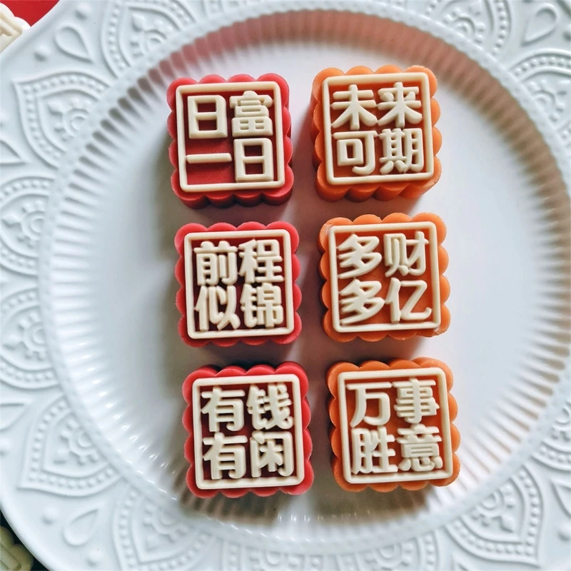 Personagens Padrão Pattern Moon Cake Molds Biscoito Carimbo Chinês Midautumn Moon Cake Tool Tool Decorating para Cookie Kxre