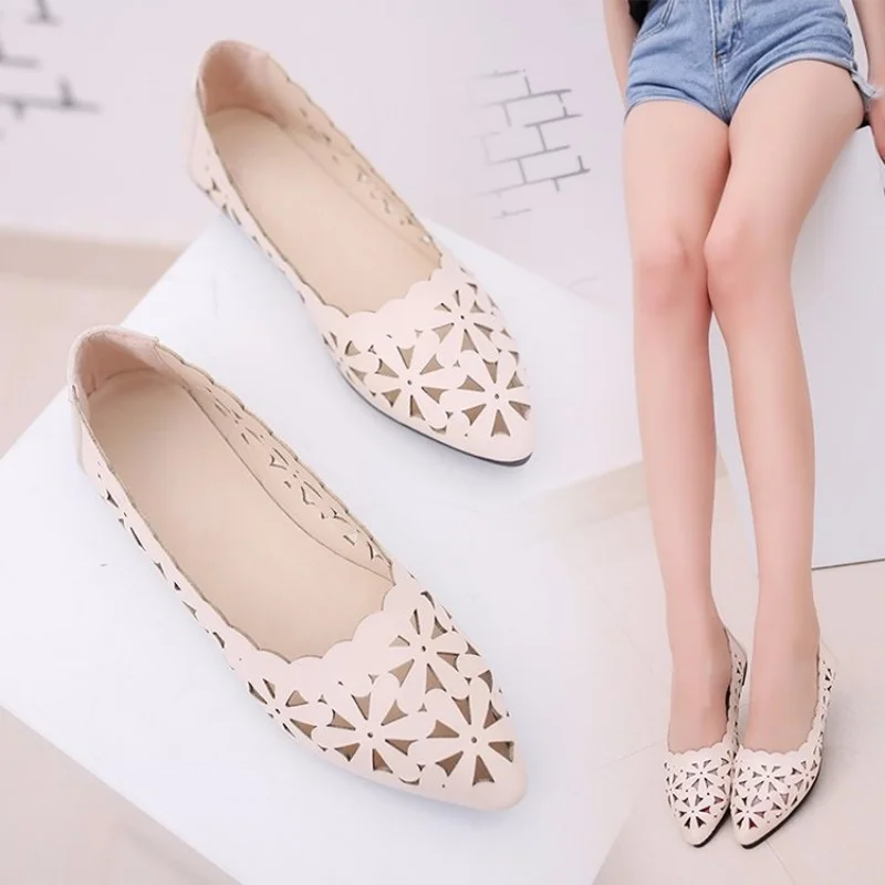 2023 Women Hollow Flats Sandals Soft Ballet Shoes Female Fashion Casual Flats Slip on Breathable Comfort Ladies Shoes