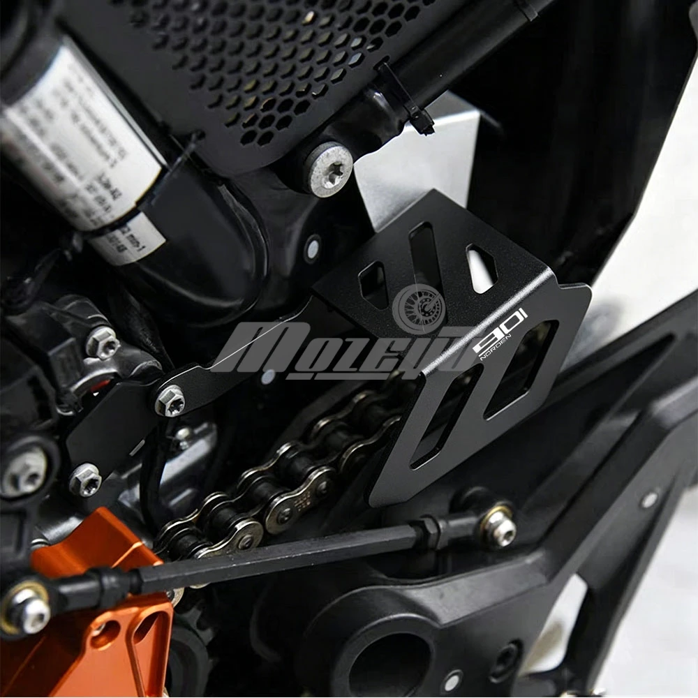 For Husqvarna 901 Norden Norden901 2022 2023 2024 2025 2026 FOR CFMOTO 800MT 800NK Ibex800 Motorcycle Chain Cover Guard Protects