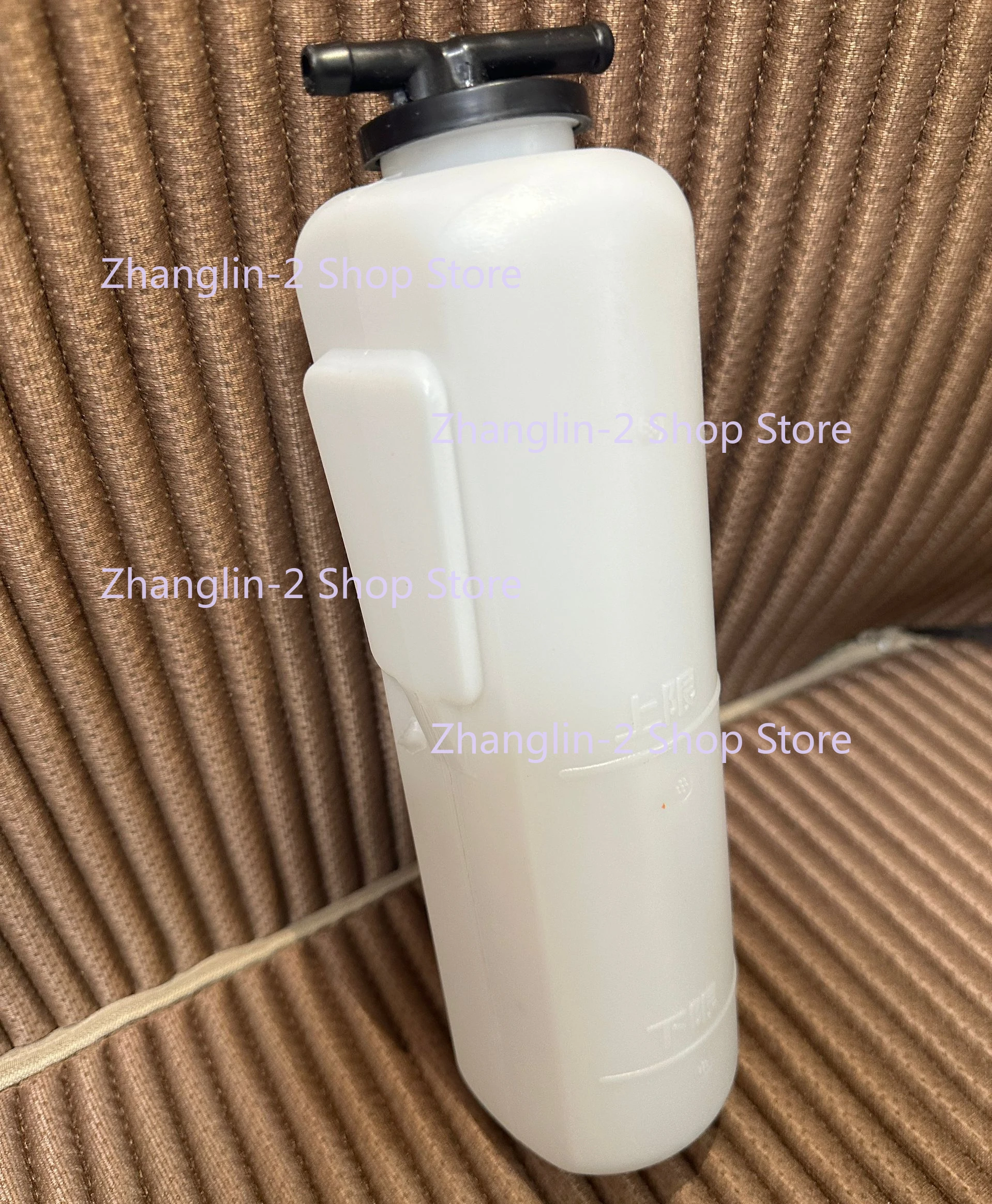 

For IHI 55/60/65/80 Yanmar 30 Excavator Auxiliary Water Tank Antifreeze Storage Water Bottle Expansion Water Bottle Accessories