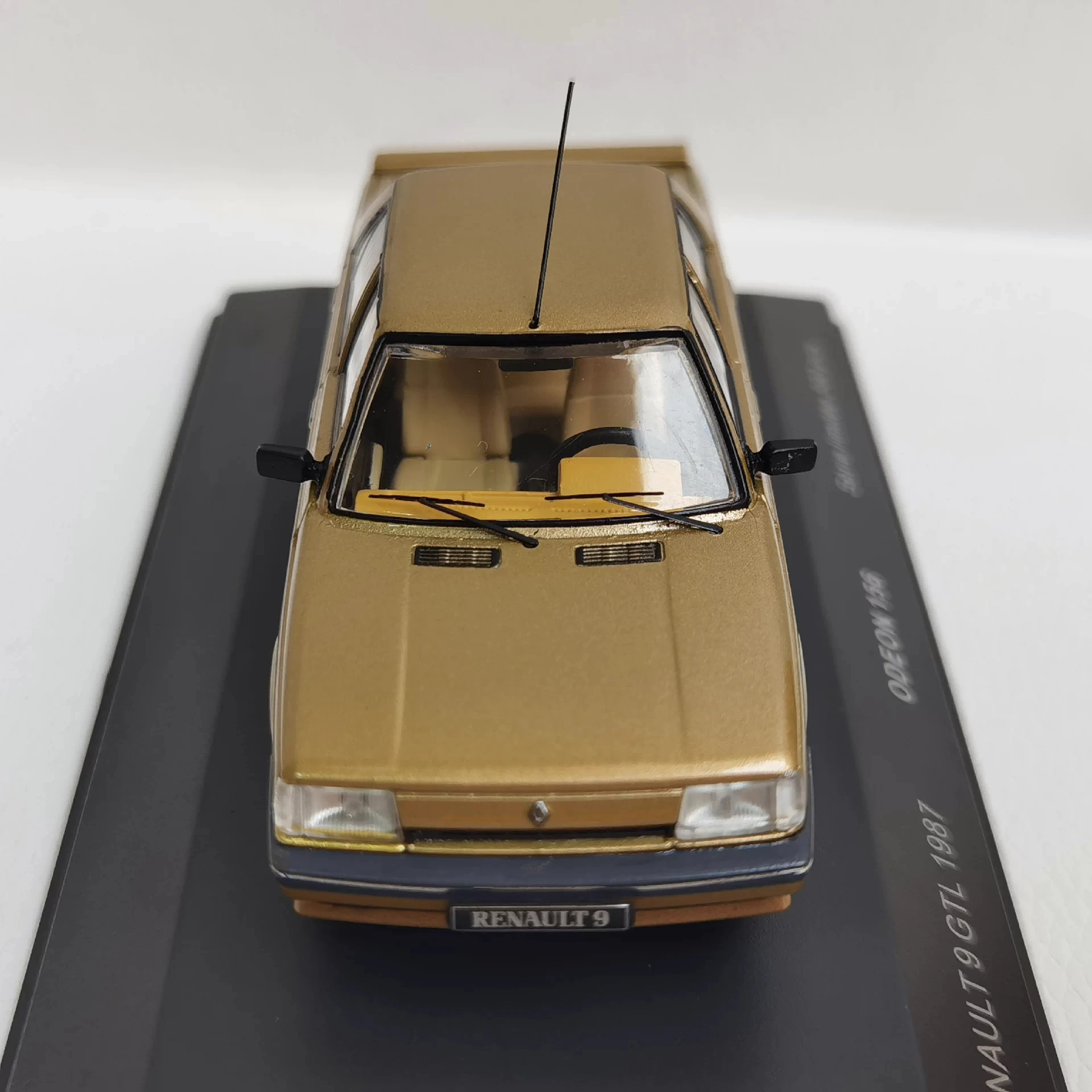 أوديون 1/43 رينو 9 GTL 1987 موديل سيارة رينو، سبيكة، 2R