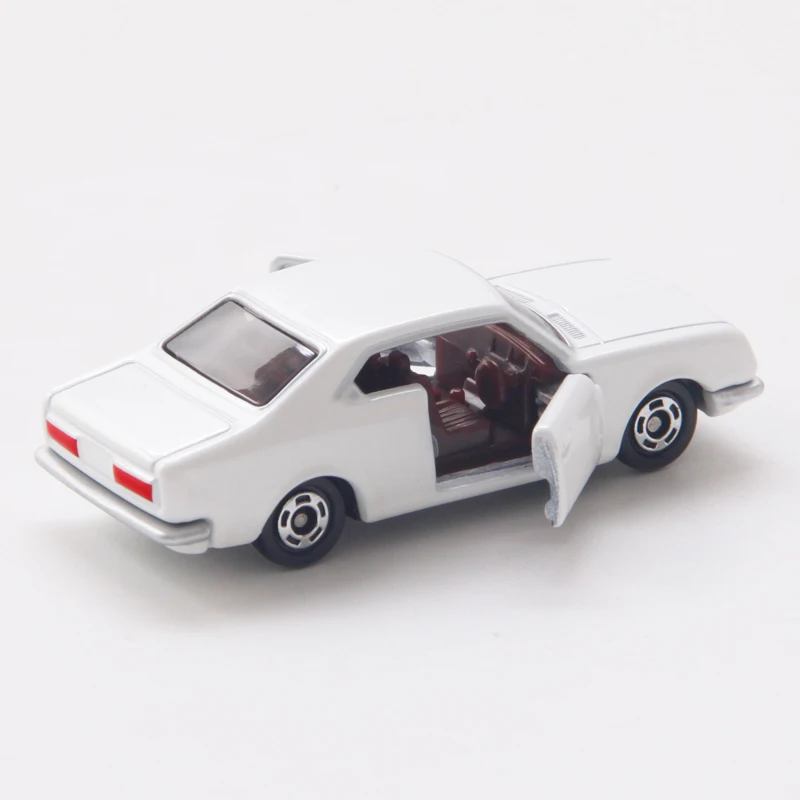 TAKARA TOMY simulation Alloy car Model 50th Anniversary Edition No. 02 Toyota Toyota, children's collection toy, birthday gift