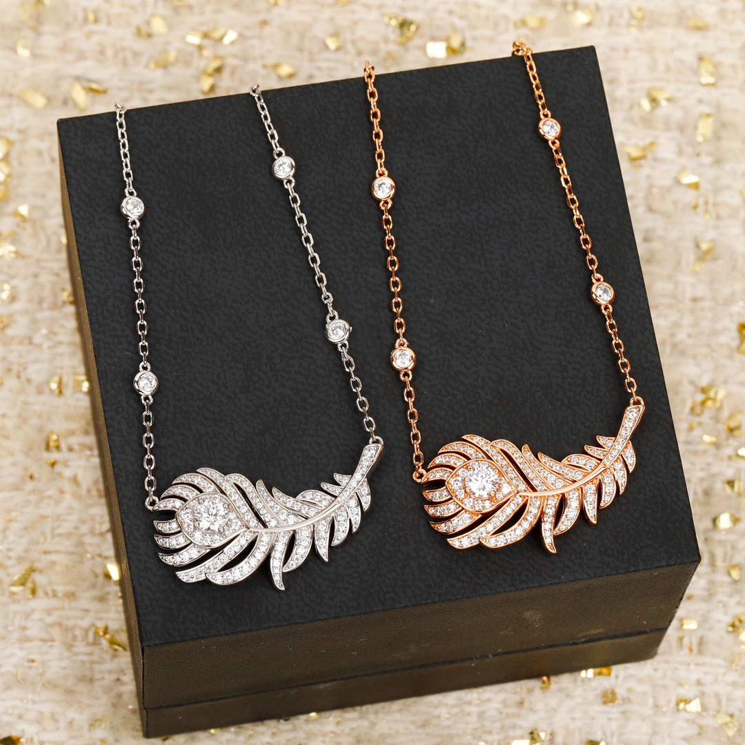 

2024 Famous Designer Brands Top Quality Rose Gold 925 Silver Full Diamond Feather Necklace Women Luxury Jewelry Trend