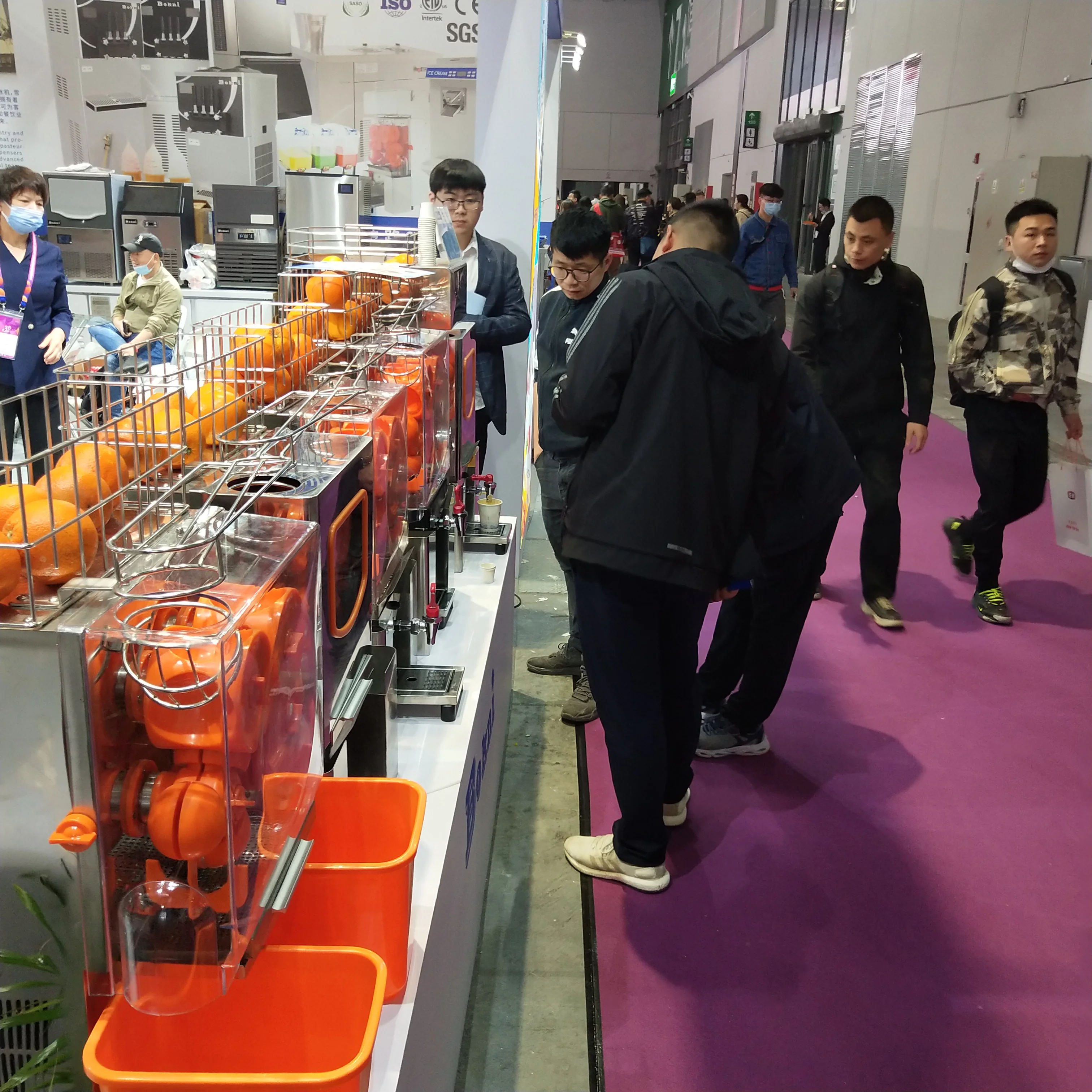 Spremiagrumi commerciale Estrattore industriale per succo d'arancia fresca Limone Spremiagrumi lento Buccia Spremiagrumi a freddo