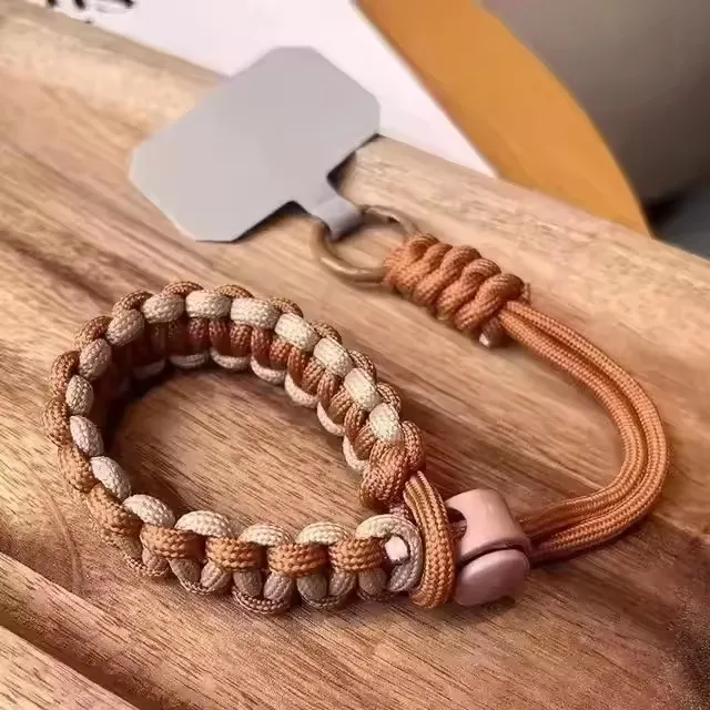 Leuke gevlochten mobiele telefoonkoord anti-verlies korte polsband hanger mode hangende riem snoepkleuren touwketting