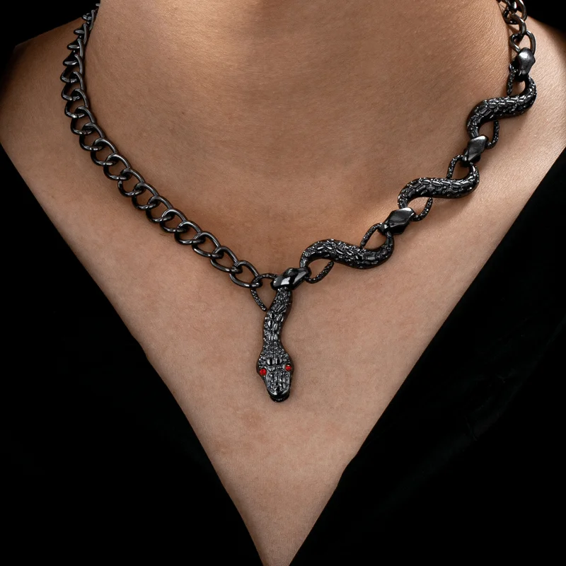 Gothic Black Snake Shape Necklace Red Rhinestone Eye Serpent Pendant Necklace Punk Metal Chain Choker for Men Women