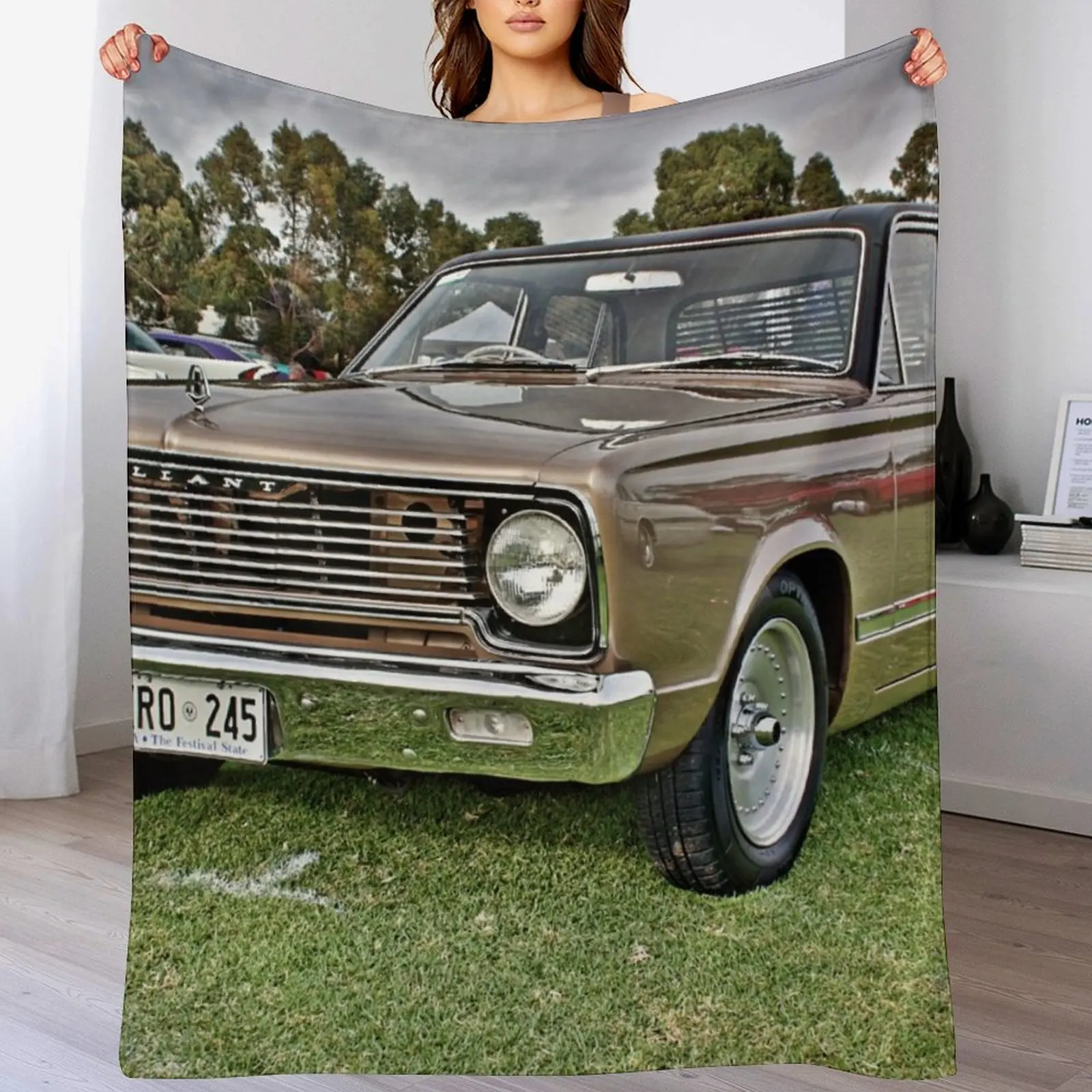 

Gold VC Valiant Throw Blanket Sofa Throw Beach Retros Blankets