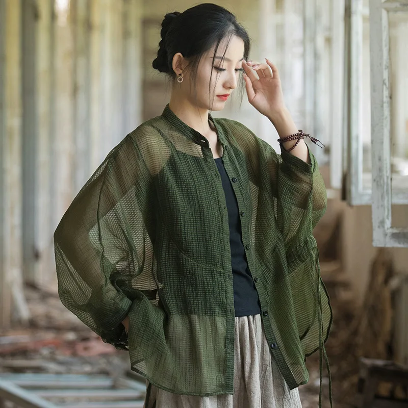 

Elegant Chinese Style Shirt: Airy UV-protective lyocell with a loose, drawstring niche design.