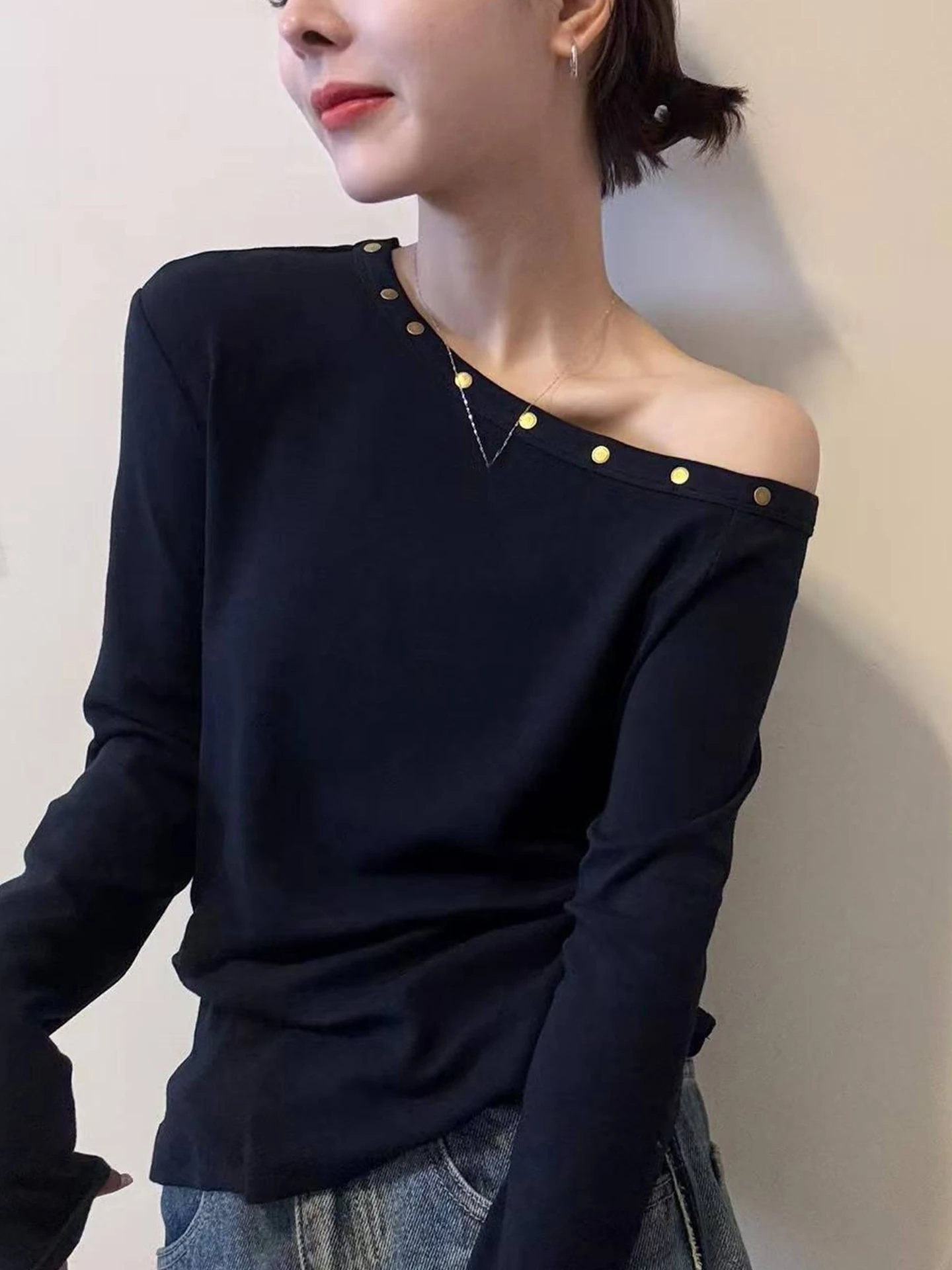 

Trendy Slimming Vintage Long Sve Diagonal oulder Base irt Korean Sle Comfortable Knitted Top for Women in Autumn