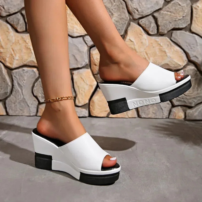 Shoes Female 2024 High Quality Outdoor Women's Slippers Platform Casual Slippers Women Round Toe High Wedges Women's Sandals