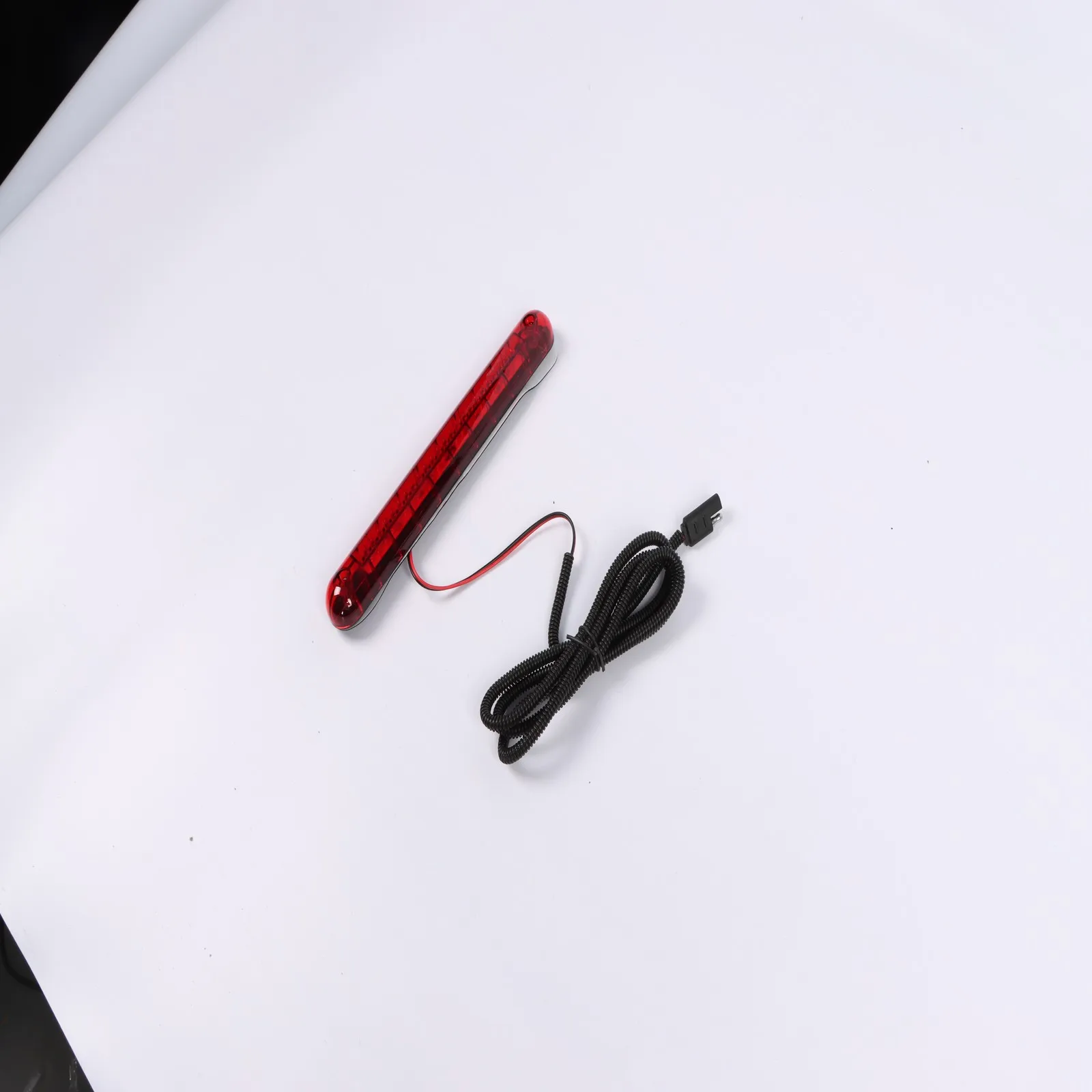 

1Pcs Red 24 LED 12V Center High Mount 3rd Stop Lamp Universal For Cars Trucks