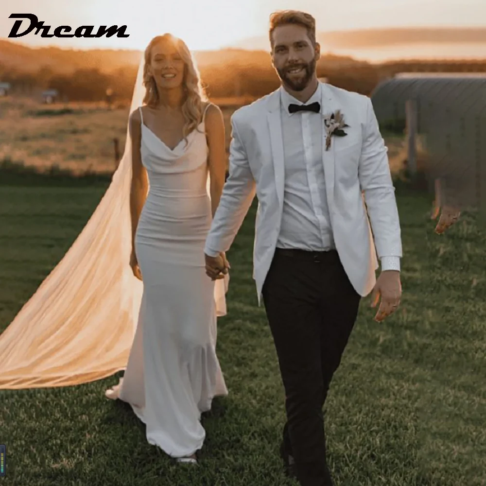 DREAM Maßgeschneidertes, elegantes Meerjungfrau-Brautkleid aus Krepp mit Wasserfallausschnitt für Bräute, schlichtes, rückenfreies, drapiertes Brautkleid mit Spaghettiträgern