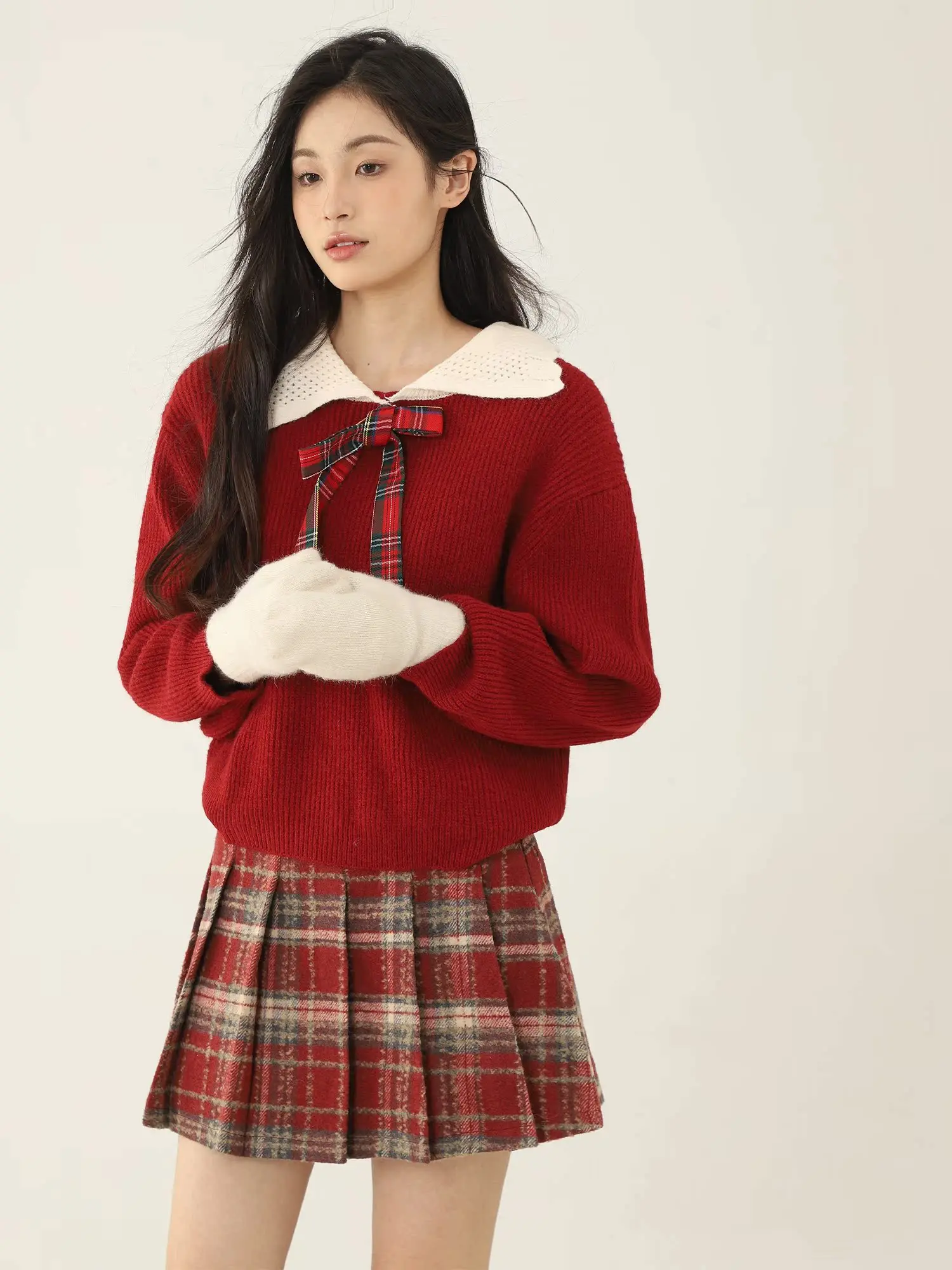 Crsu Festive Series Cisas Capodanno Colletto per bambola scavato Set gonna scozzese dello stesso colore Collezione invernale Faion da donna