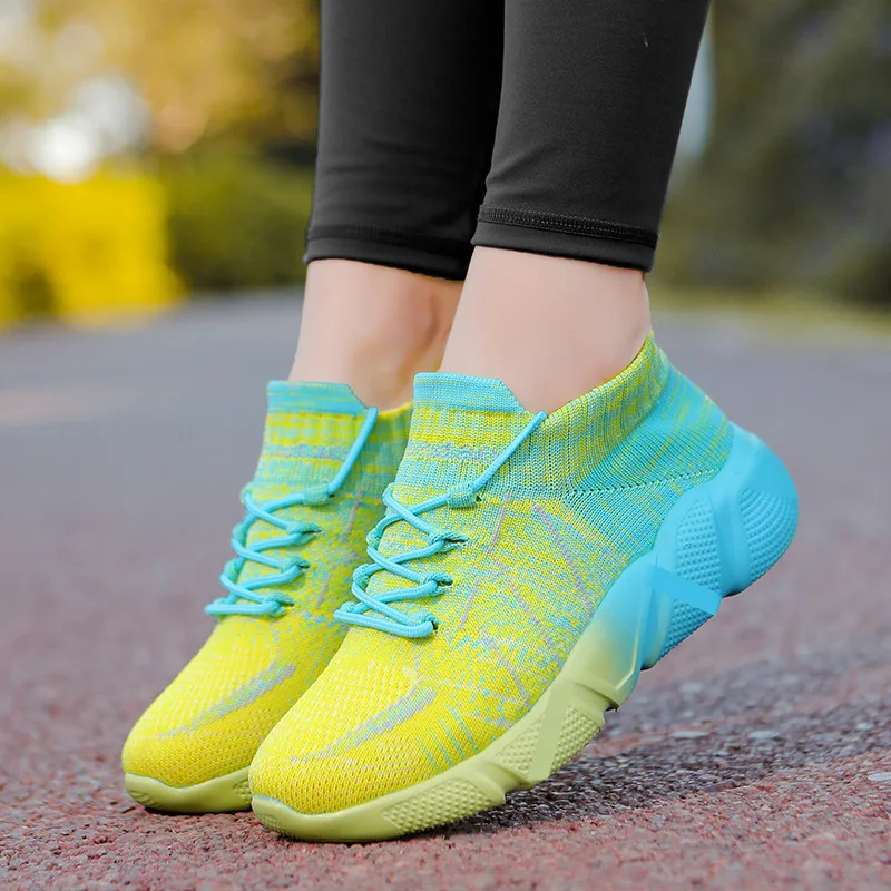 Sports Sho Es Fitness Sho Es Tracing Sho Es Men's and Women's Same Parent-child Shoes Running Square Dancing Shoes