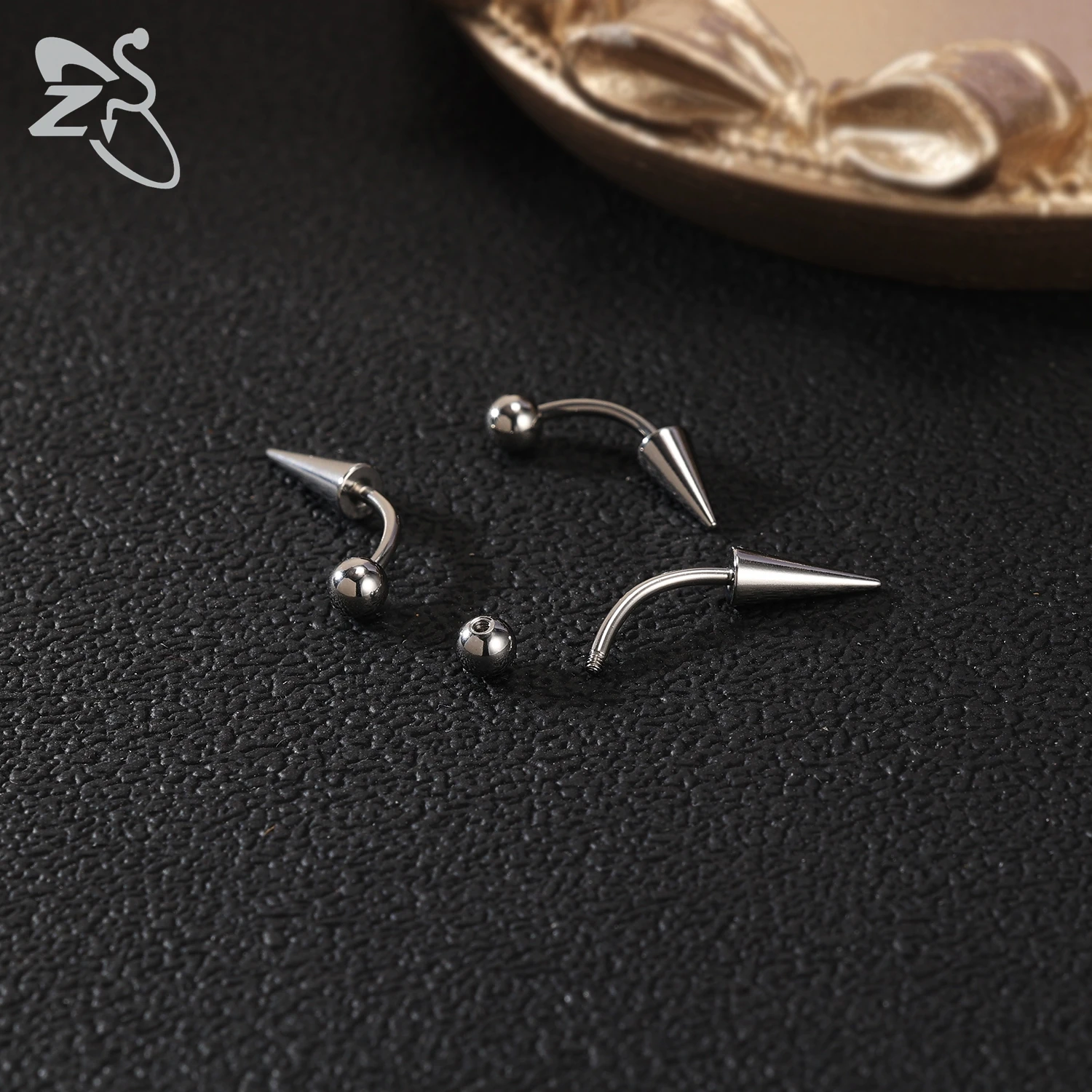 ZS 10pcs/lot Punk Spike Stainelss Steel Eyebrow Piercing Men 16G Curved Labret Lip Studs Helix Lobe Piercings Earring 6/8/10MM