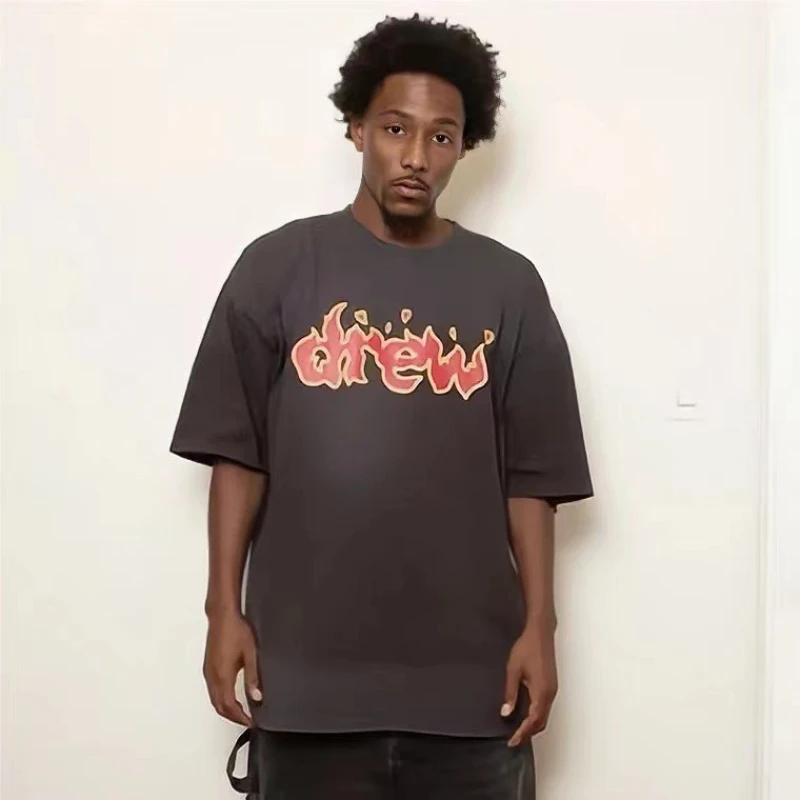 درو هاوس قصيرة الأكمام تي شيرت المشتعلة رسائل شارع العليا الصيف 100% القطن الرجال زوجين لباس غير رسمي Instagram نمط