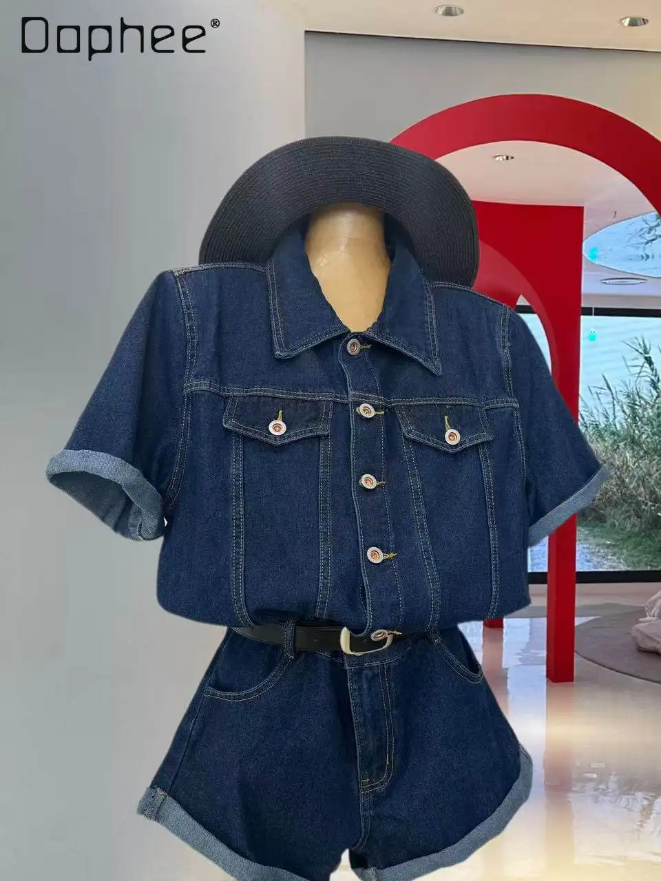 แฟชั่นบุคลิกภาพสีฟ้าแขนสั้นเข็มขัด Slim เอวสูง DENIM Jumpsuit กางเกงขาสั้น COMMUTER สไตล์แนวโน้มอารมณ์ Jumpsuit