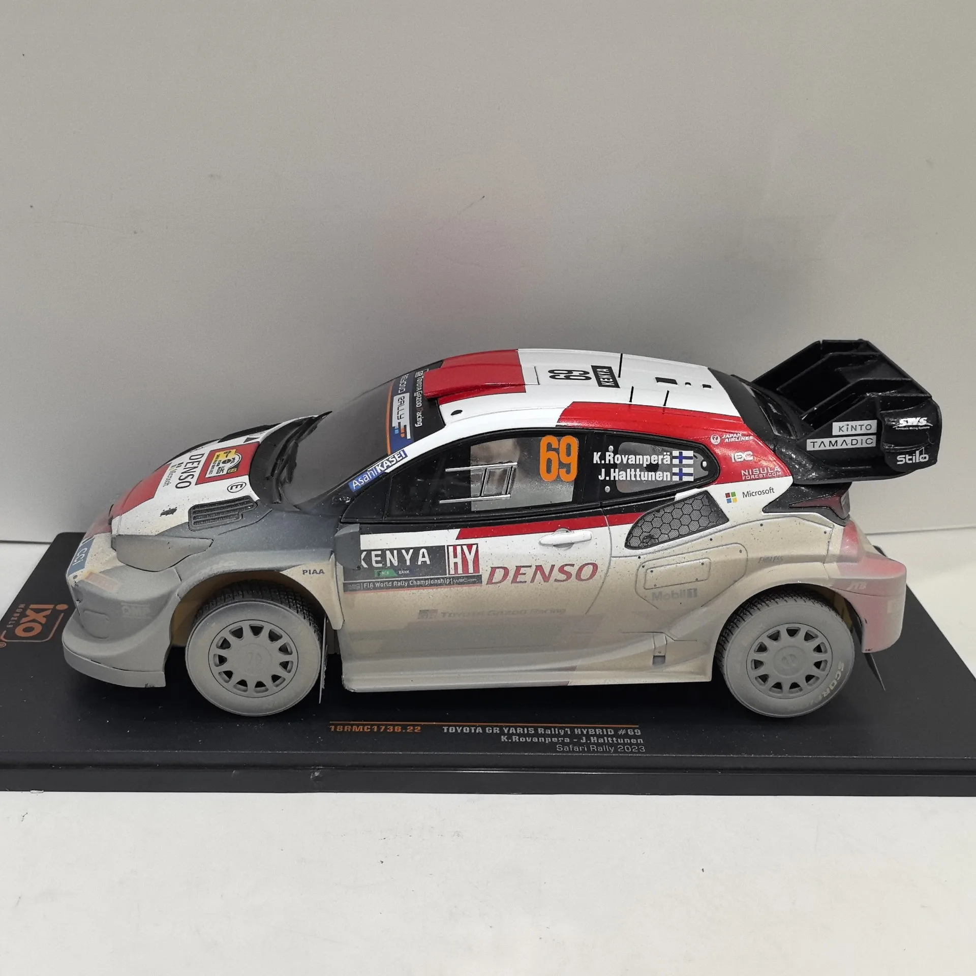 다이캐스트 IXO 1:18 스케일 TOYOTA GR YARIS # 69 2023 게임 후 진흙 버전 포스트 레이스 합금 자동차 모델 소장 장난감 선물