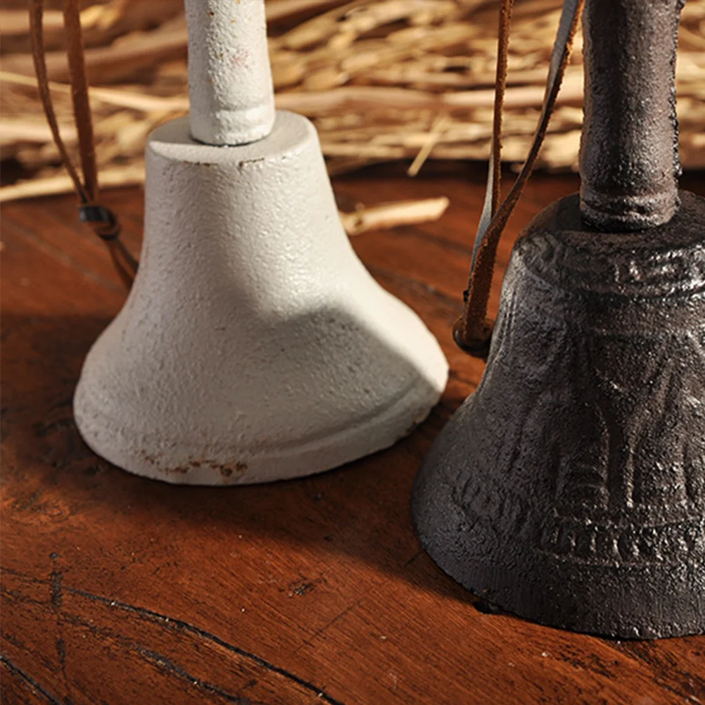 

Retro Hand Vintage Iron Bell Decorative Chime For Pet Training Wake Up Signal Gift Archaize Bell Party Decoration