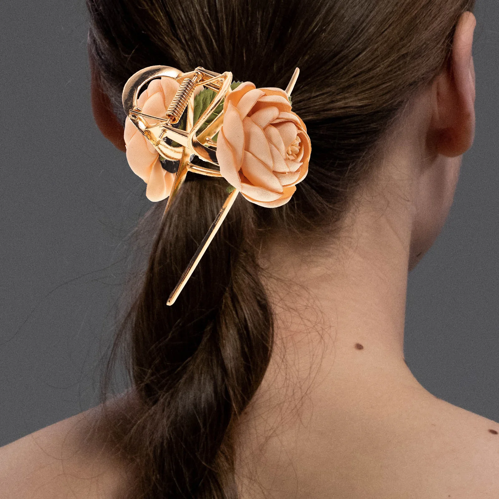 

Flower Hair Clip Lovely Floral Barrette Easy to Use Hair Decoration for Women Girls Perfect for Wedding Banquet Party