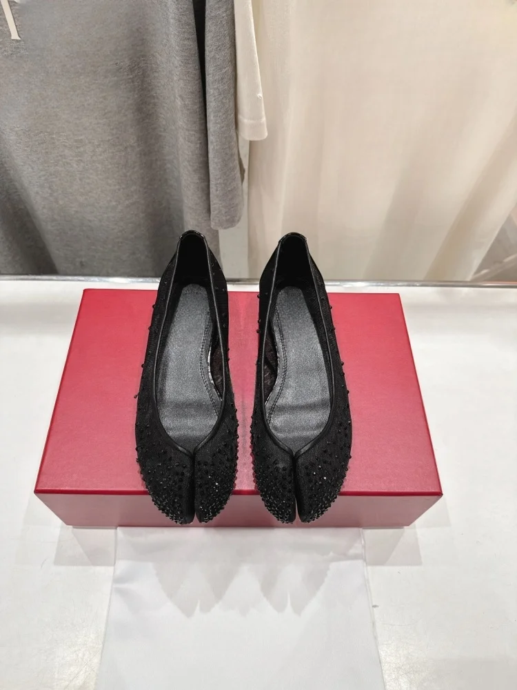 

Новые модные женские туфли Мэри Джейн из хрустальной сетки с раздельным носком и красной подошвой, женские туфли Мэри Джейн, натуральная кожа, хрустальные свиные пальцы