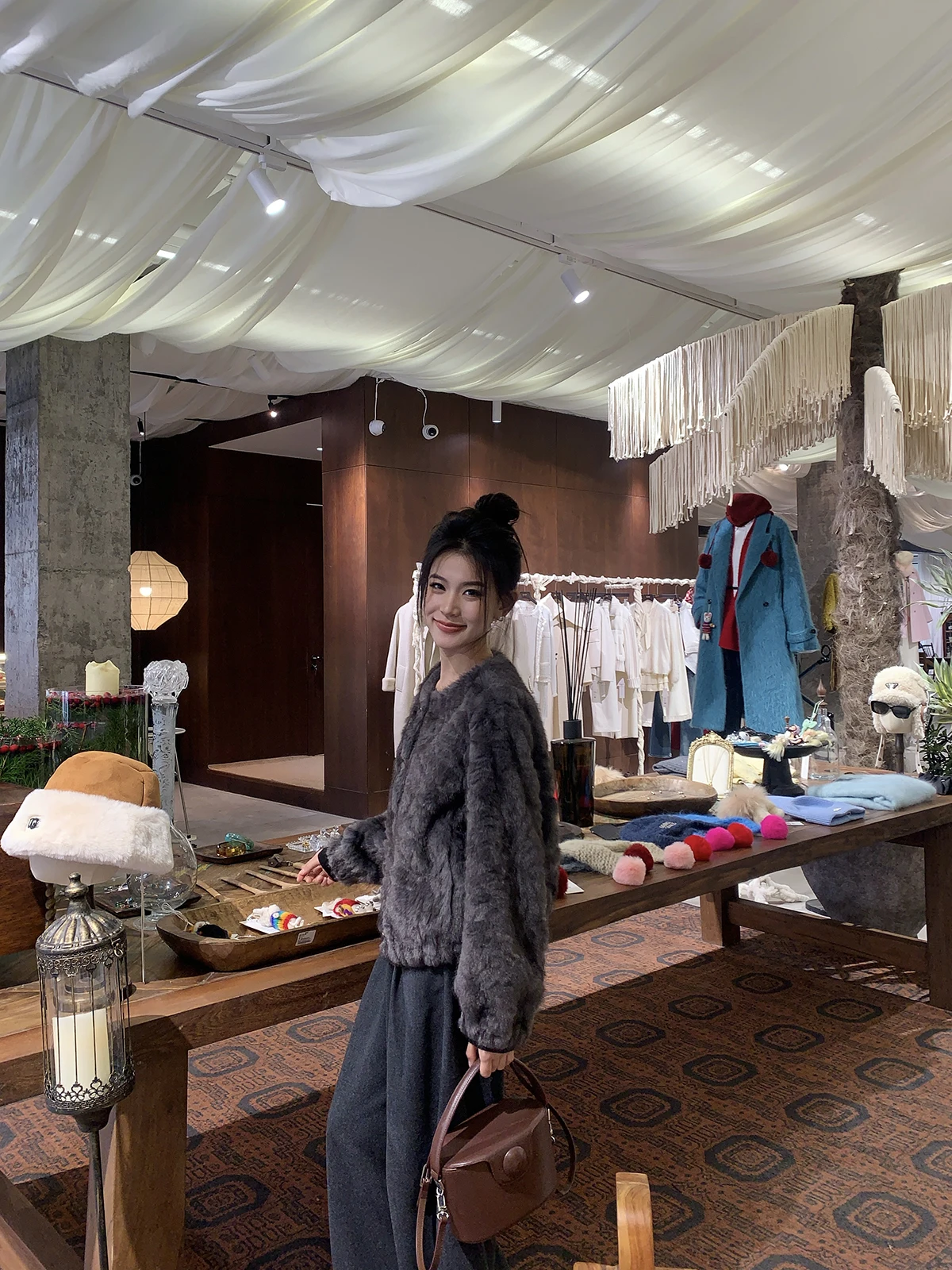 

Elovey Huangliang Silent Plu Высококачественный женский зимний топ из натуральной кожи с мехом, экологически чистый, повседневные ло...