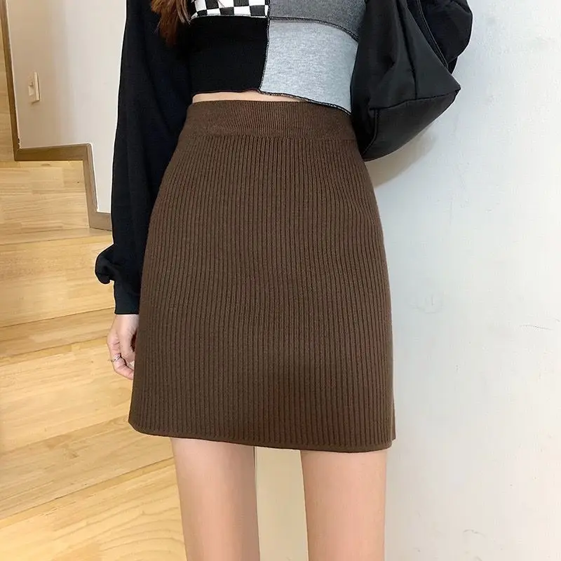 

High-waisted A-line Knitted Skirt for Women in Autumn Winter New Style Small Elastic Waistband Skirt Slimming Elastic Hip Skirt