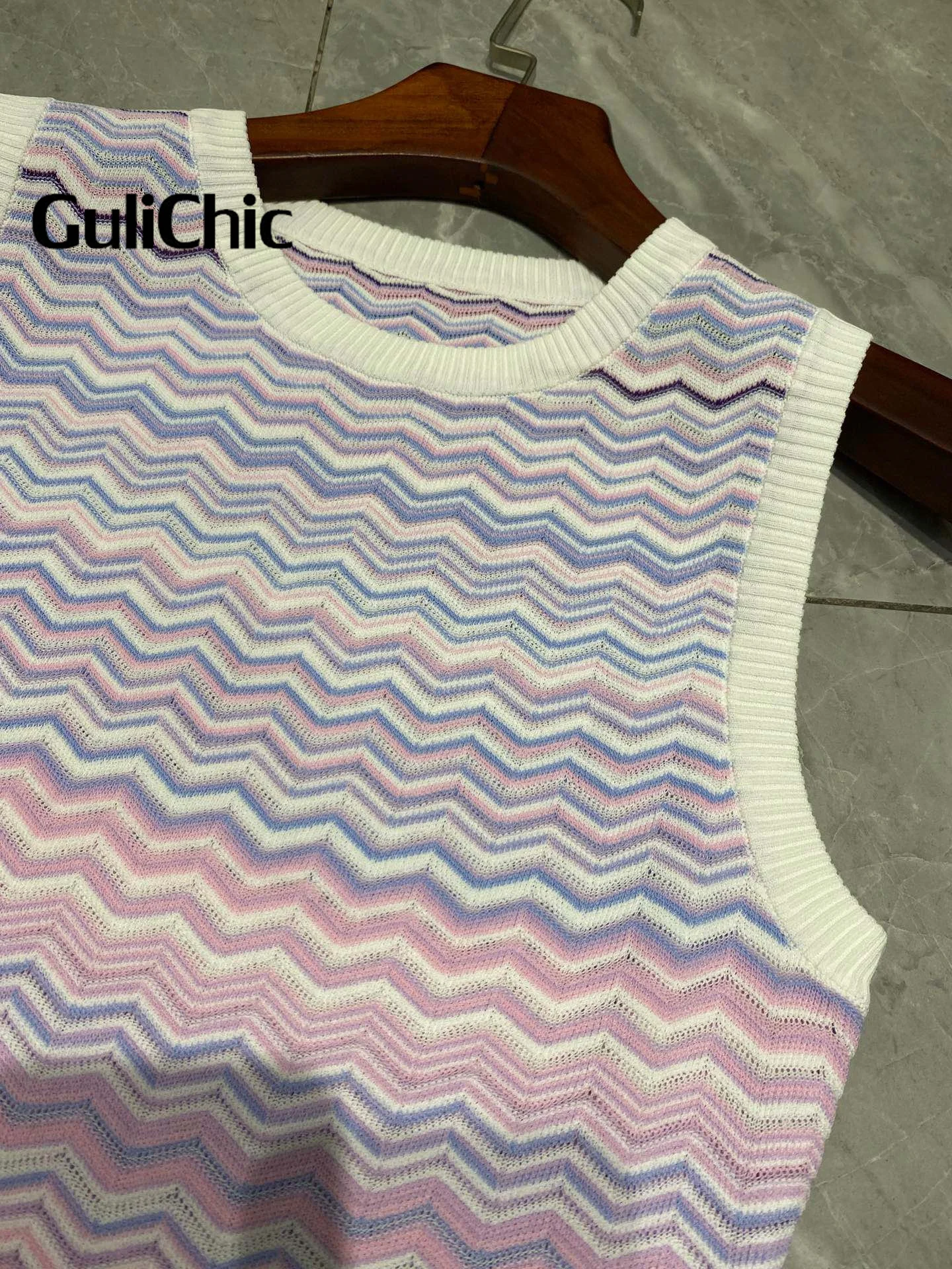 5.13 GuliChic Fashion Multi Color Zigzag Knit Maxi Dress Women High Quality Bodycon Gown 2024 O-Neck Striped Sleeveless Dress