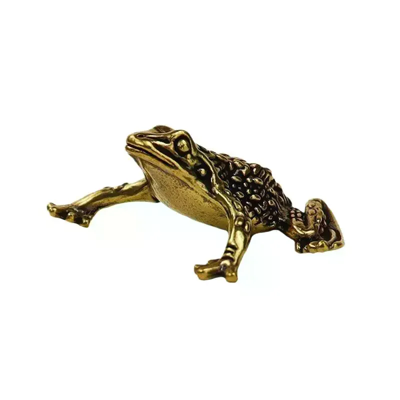 Brass Feng Shui Money Toad Statue Handmade Good Fortune Ornament Rustic Metal Decor for Living Room Patio Garden Indoor Outdoor