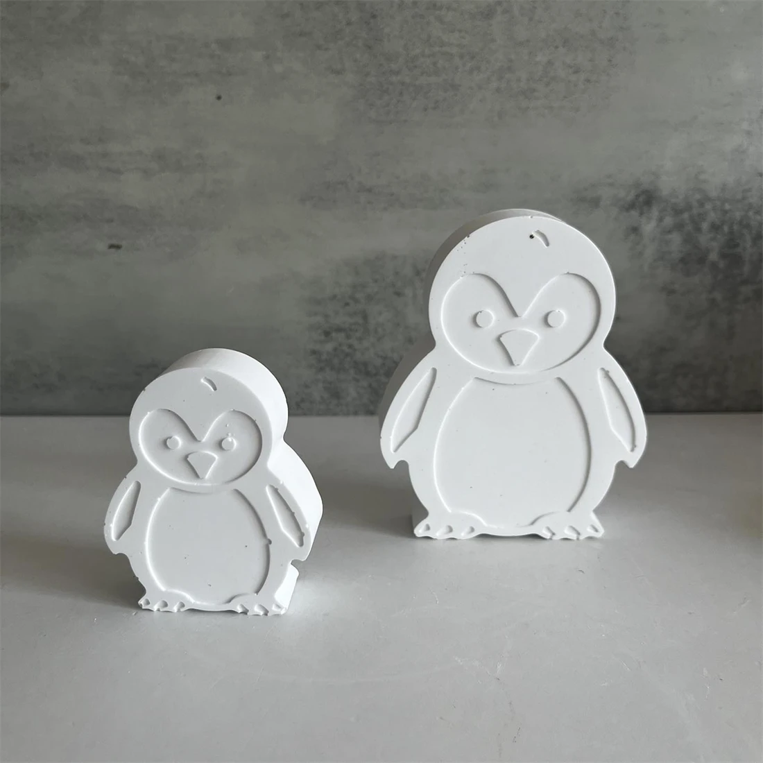 Large and Small Penguin Silicone Mold 3D Animal Shape Resin Mold Handmade  Plaster Resin Clay DIY Craft Home Desktop Decoration