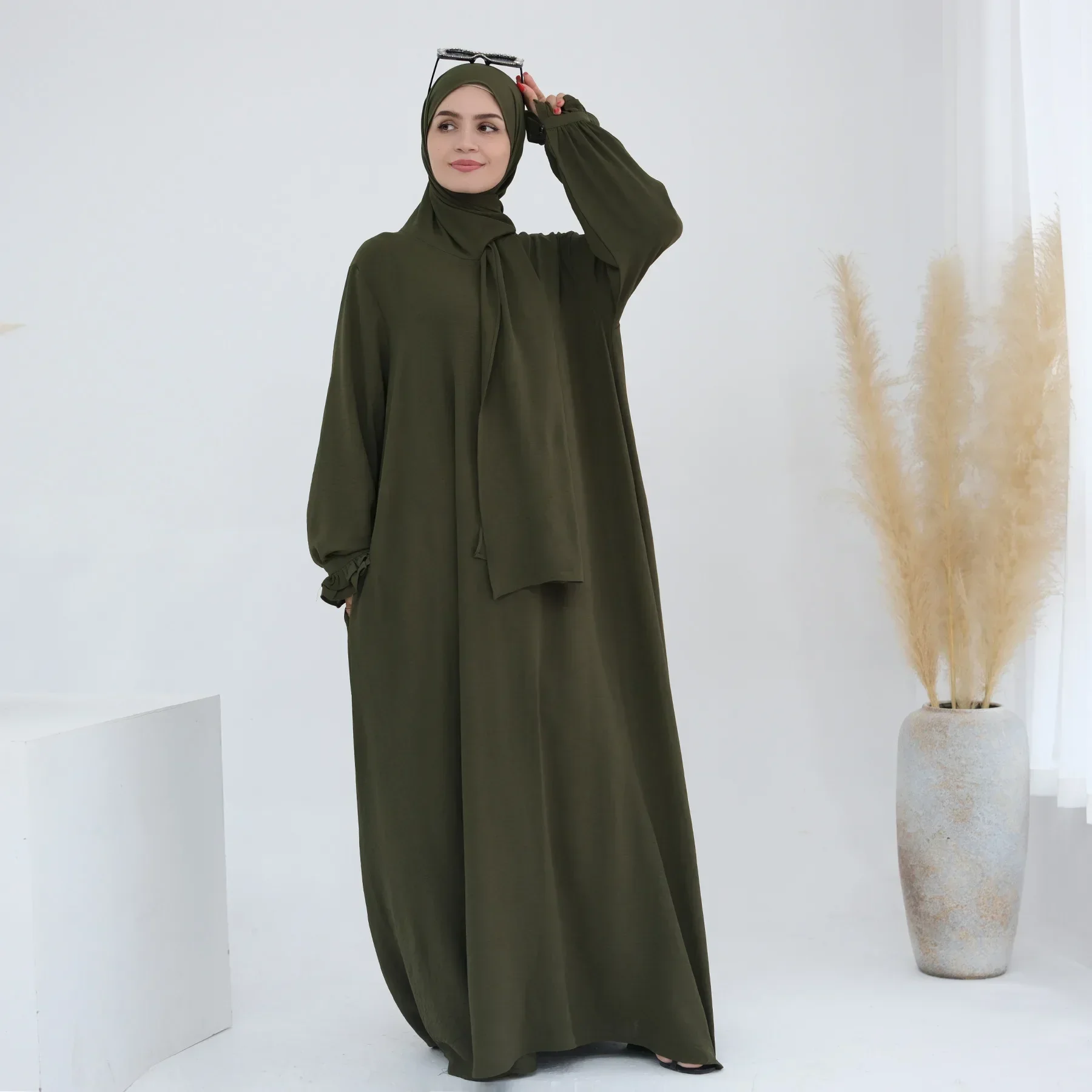 Ramadan-Abaya mit Kapuze und integriertem Hijab-Schal, einteiliges Jilbab-Kleid, muslimische Frauen, Gebet, islamische Kleidung, Dubai-Kaftan-Robe