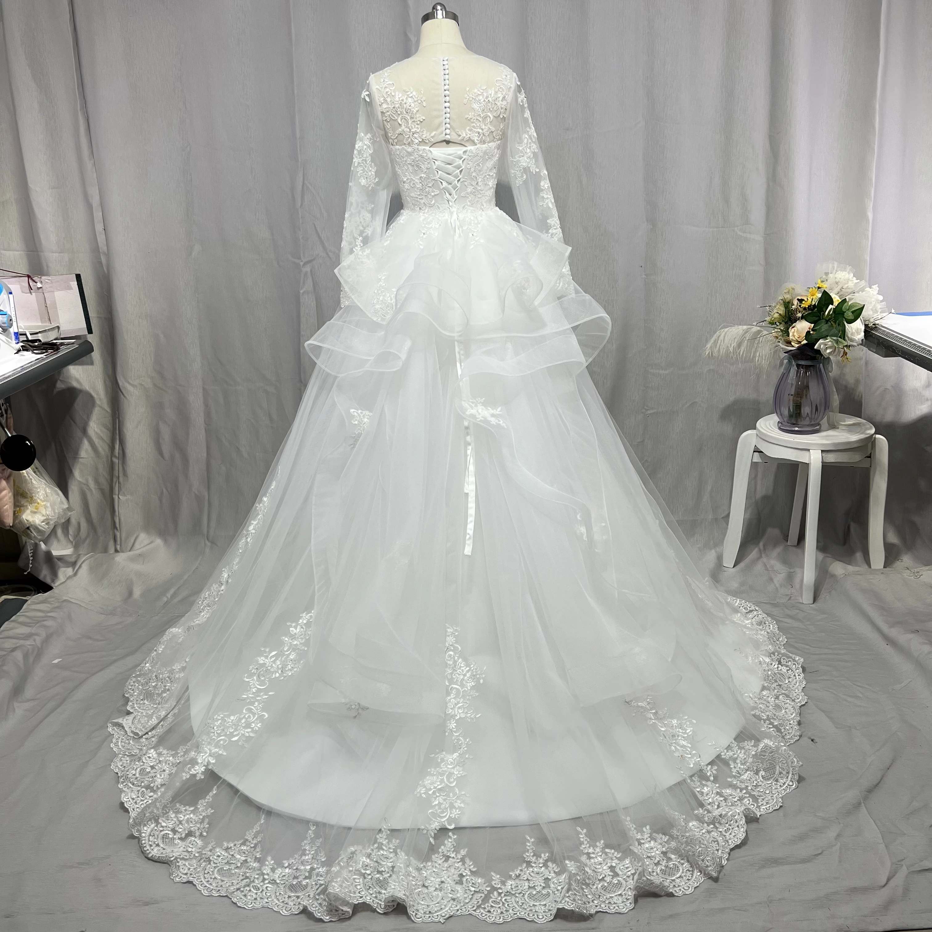 Vestido de noiva luxuoso para baile, de princesa, manga longa, com renda, jóias, pescoço, vestido de casamento, para noiva, ilusionismo, costas