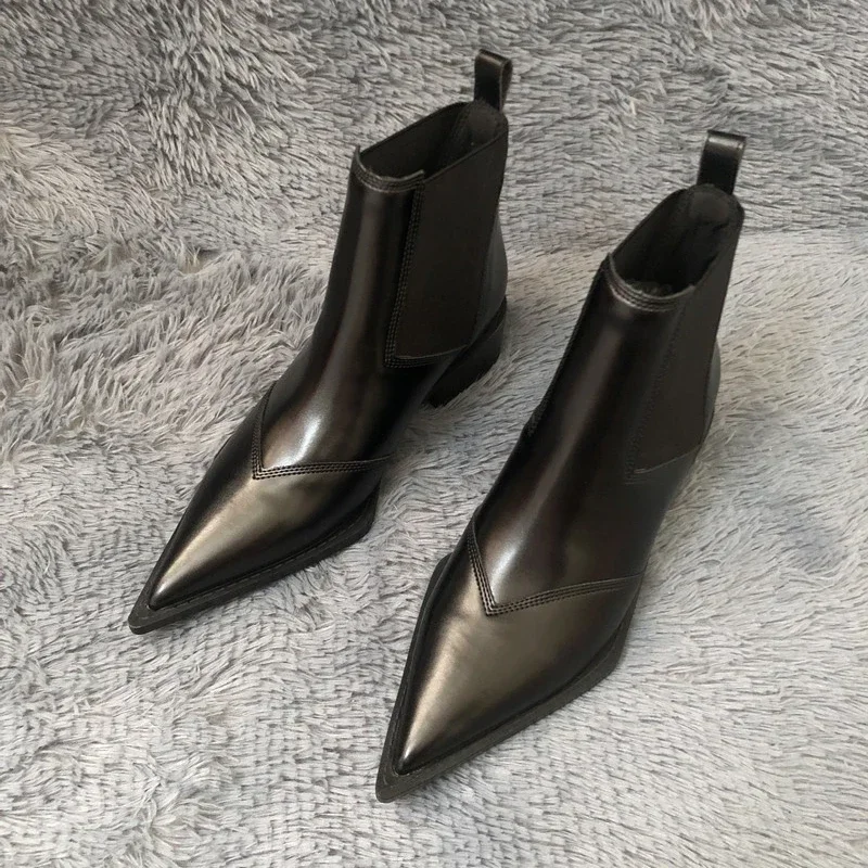 

2025 Fashionable patent leather pointed Chelsea boots flat bottomed short boots English style bare boots, boots for women