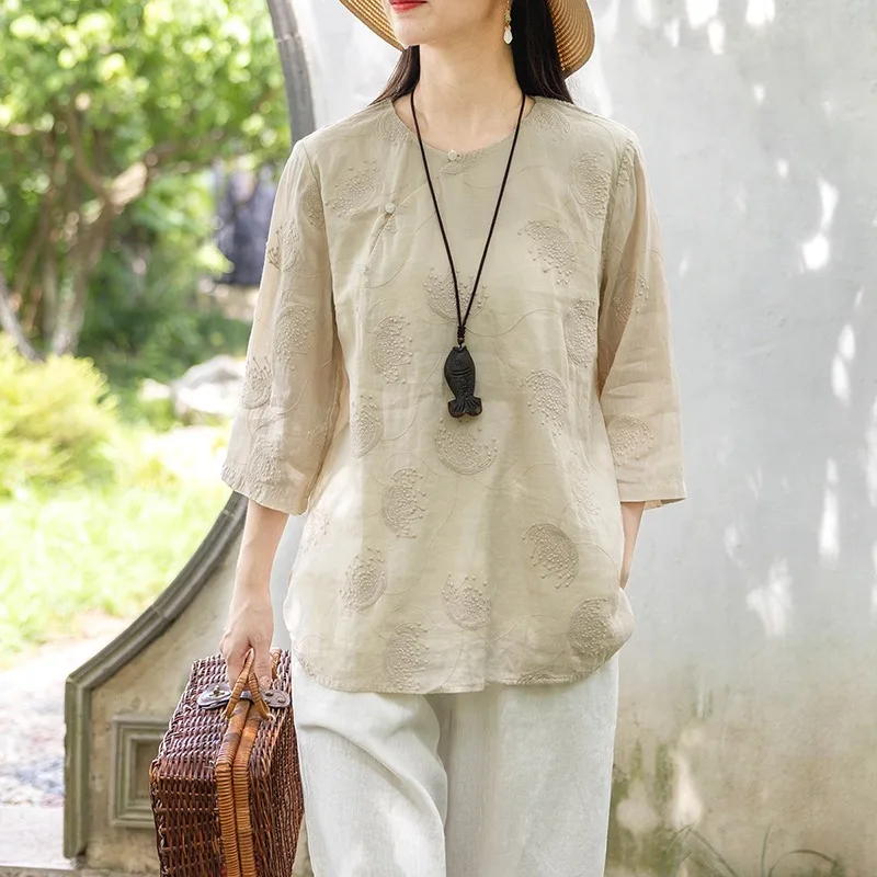 

Loose Women's round Neck Embroidered T-Shirt Spring Summer New Style Comfortable Lazy Style Big Size Seven-Quarter Sleeve