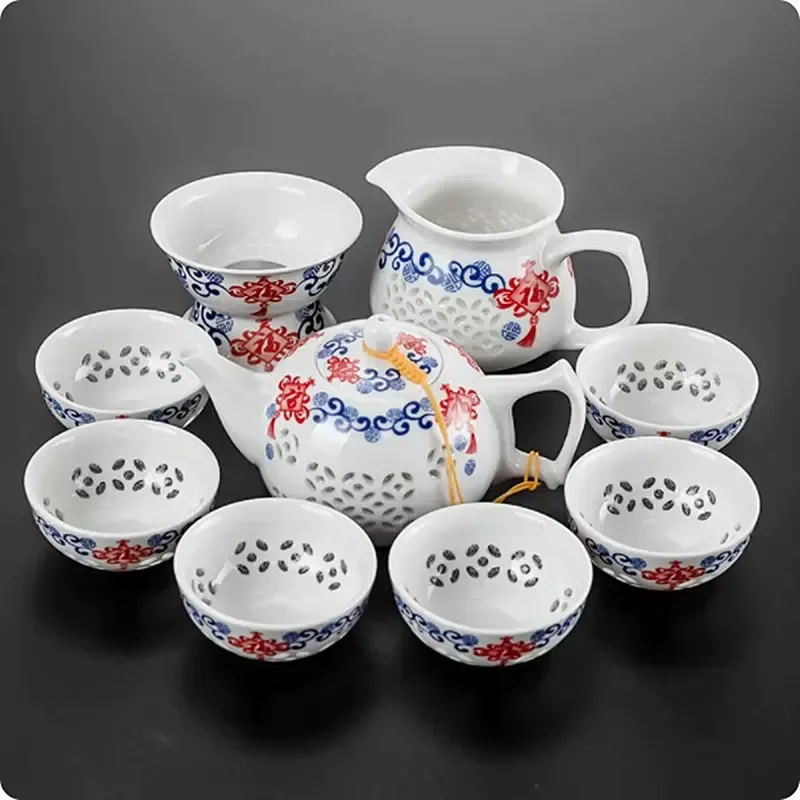 Exquisite Peony Automatic Tea Set Blue and White Ceramic Porcelain Hollow Honeycomb Tea set Teapot Teacup Gaiwan Tea Sets Suit