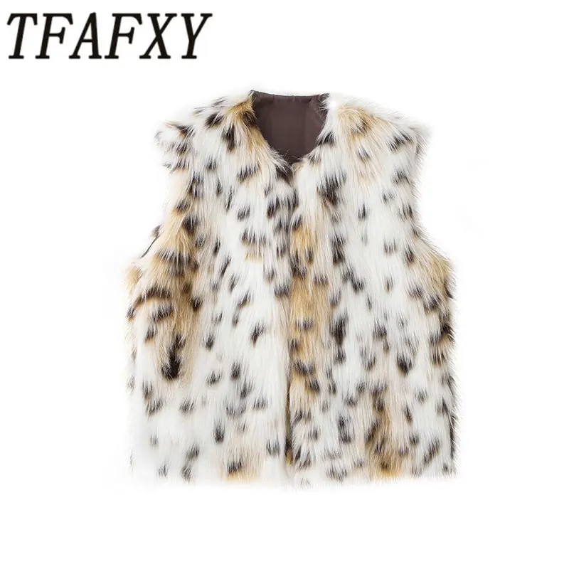 TFAFXY Women's Leopard Print Faux Fur Short Vest Fall Winter Warm Vest Top Chic Casual Sleeveless Vests Streetwear New Waistcoat