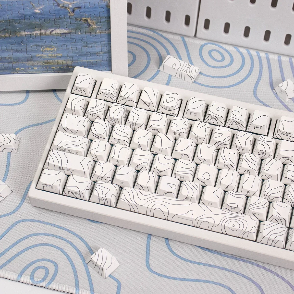 Conjunto de teclas de teclado mecânico, lado branco e preto, impressão brilhante, perfil cereja, corante-sub para MX Gamer, 131 teclas