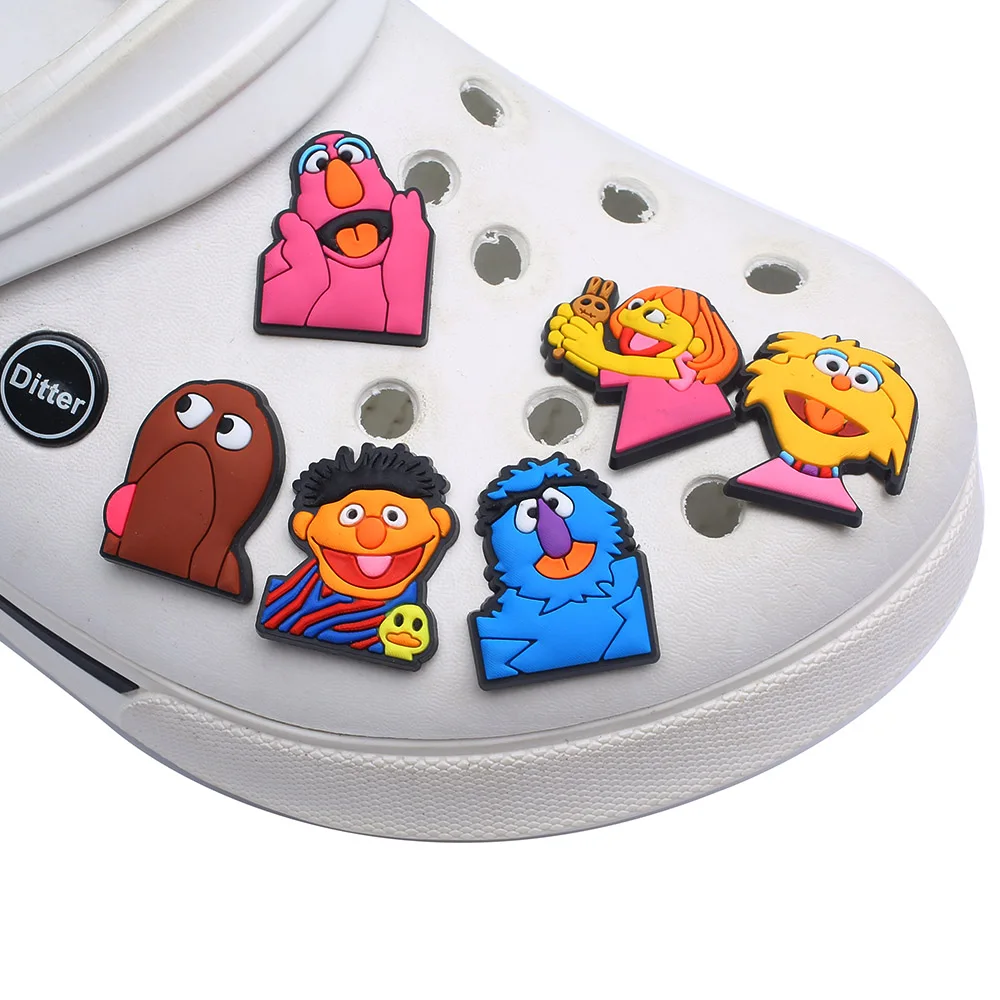 16-100 Stück Bestseller Cartoon-Kekse Gelber Vogel Monster-Serie PVC-Schuhzubehör Abnehmbare DIY Kreative Schuhdekorationen – Detail 9