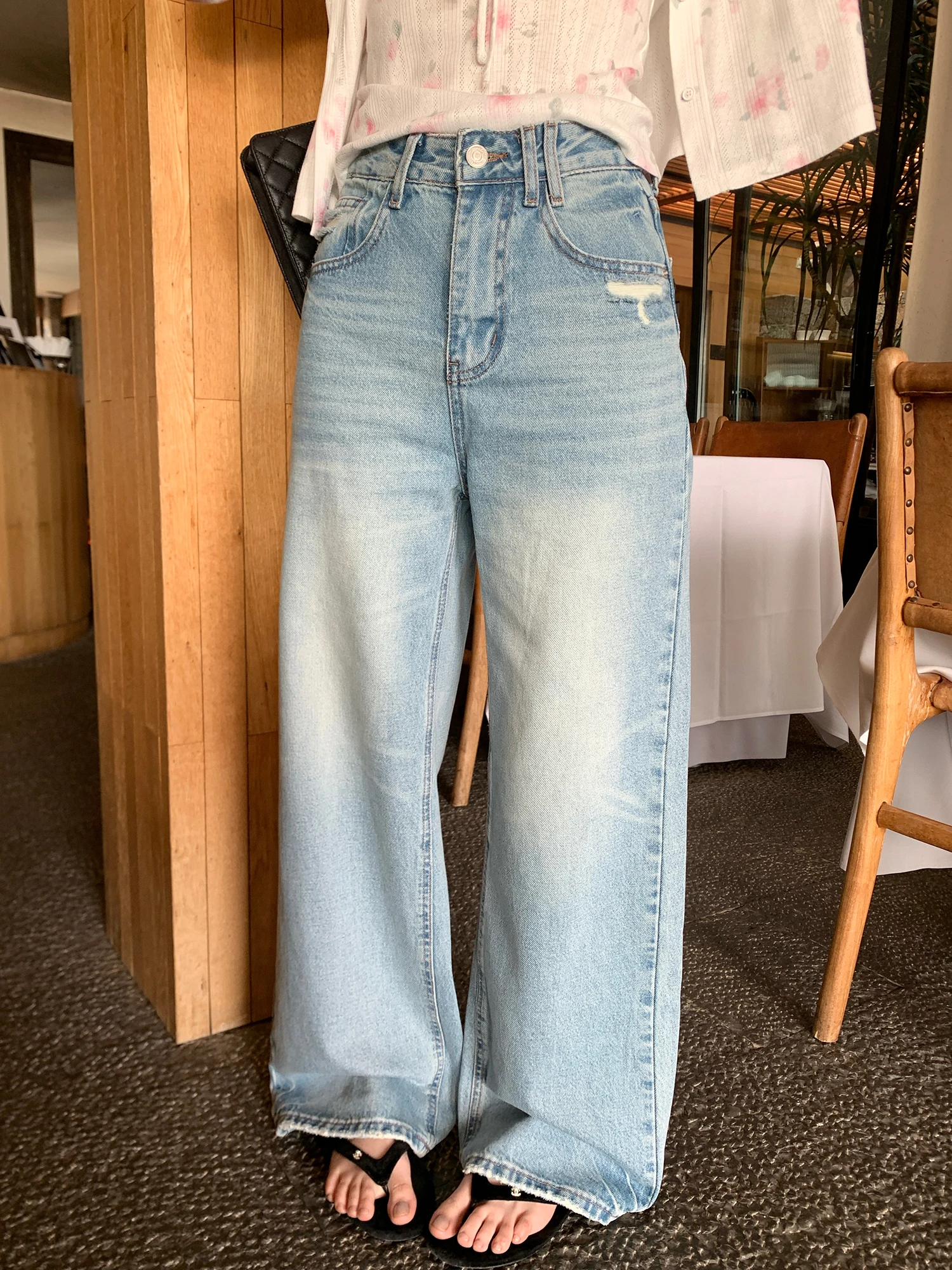 

High Waist Loose Fit Faded Washed Vintage Jeans Women's Casual Straight Leg Blue Denim Pants Spring 2026 New Style
