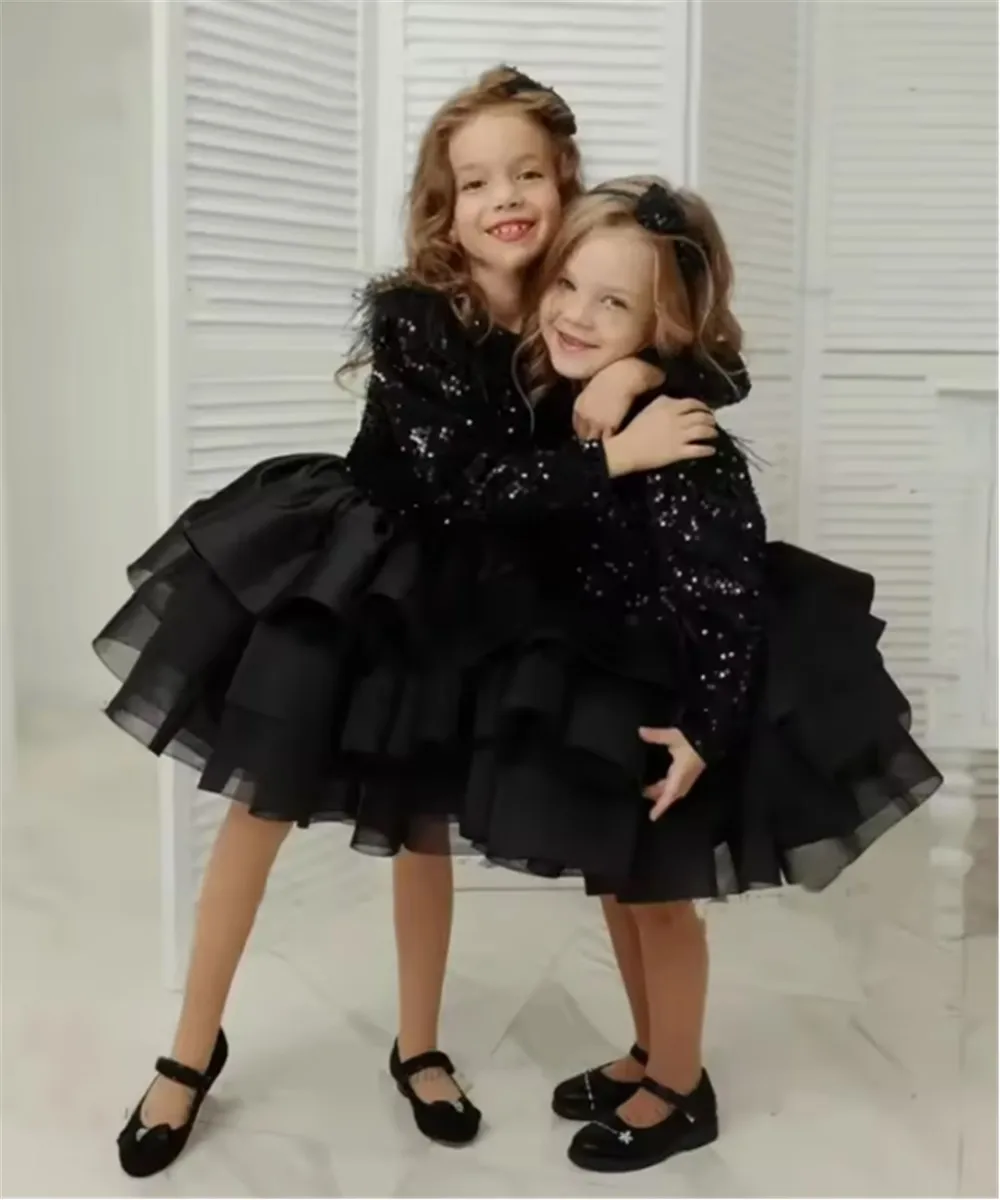 

Customized Lovely Black Flower Girl Dress for Wedding Feather Sequins Knee Length Girl Kids Birthday Party First Communion Gowns