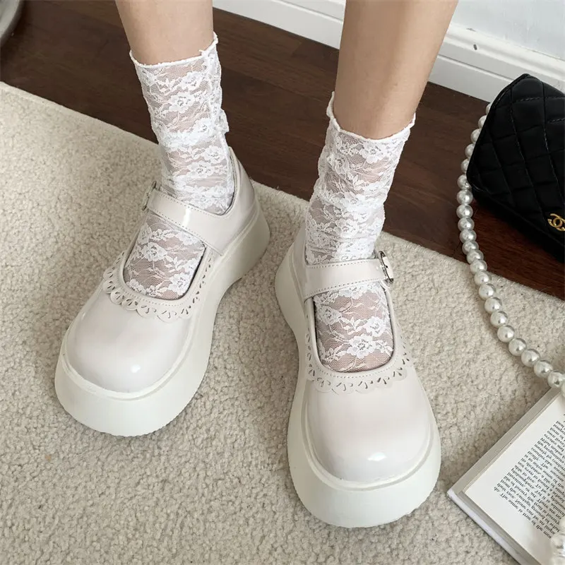 Black Chunky Platform Lolita Shoes Women New Heart Buckle Small Leather Shoes Student Japanese Style cosplay JK Uniform shoes