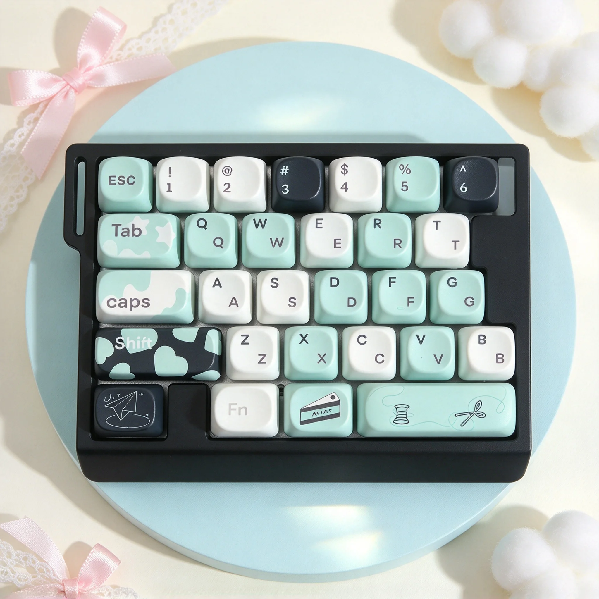 HE30 Wired One-handed Magnetic Switch Keyboard RGB Fast Trigger For FPS Gaming With Green Matte PBT Keycaps