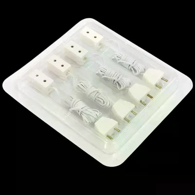 Zestaw 1/12: 4 Lampki do Domku dla Lalek, Gniazdko Transformatora, Zabawki dla Dzieci do Udawania, Miniaturowe Akcesoria do Urządzeń Domowych