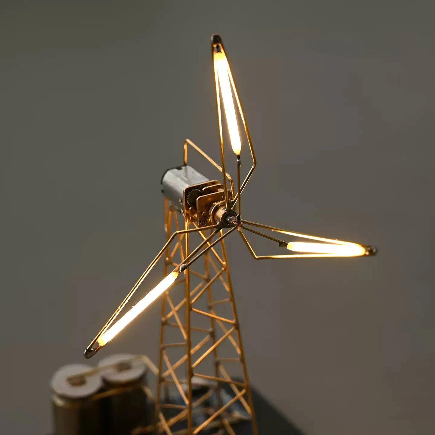 Handmade DIY Rotating Pinwheel Model Desktop Night Light Decorative Table Lamp Gift