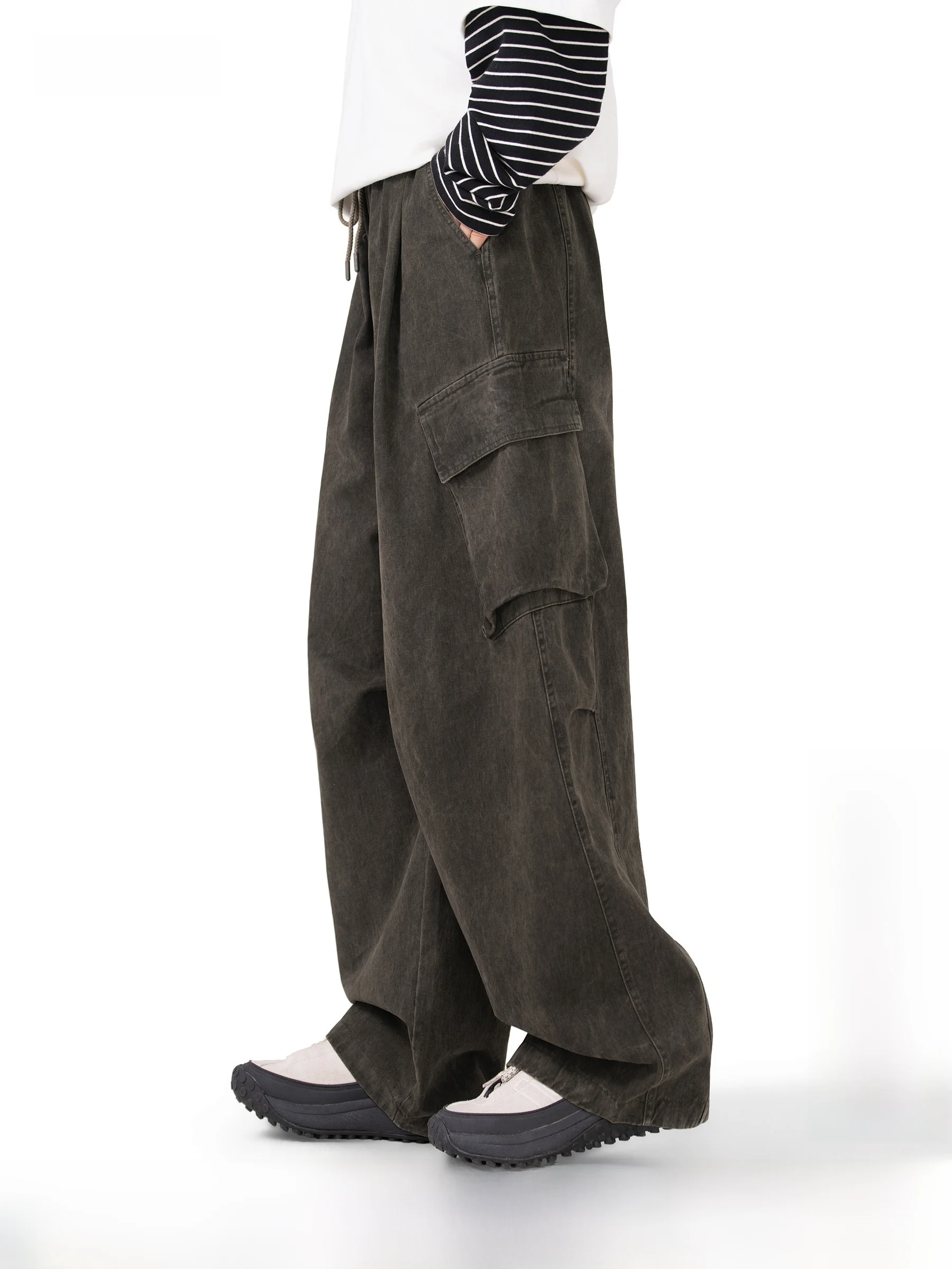 AOGZ Multi-Pocket Workwear Pants Loose Wide Leg Straight Cut Autumn Casual Trousers for Men And Women Comfortable Cotton Jeans