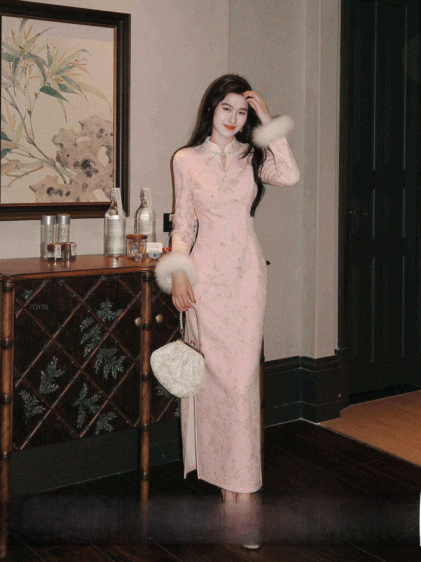 

Knitted Fur Dr with Embroidered Golden Rose Design Vintage Chinese Sle Long Qipao for Women Winter Faion