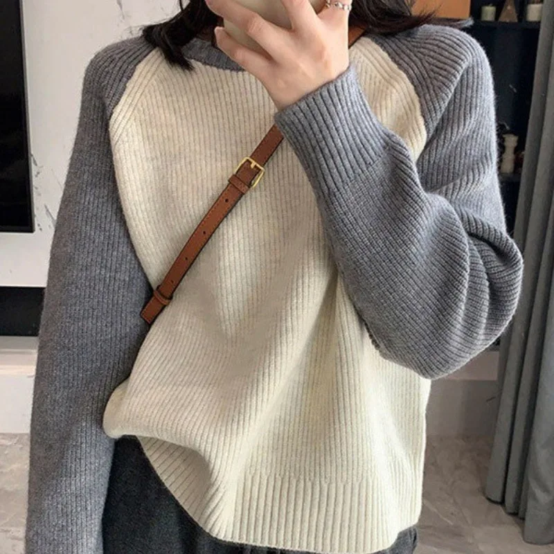 Round Neck Contrasting Color Knitted Sweater New Design Sense Autumn and Winter Casual Long Sleeved Set Base Sweater Women's Top - Image 2