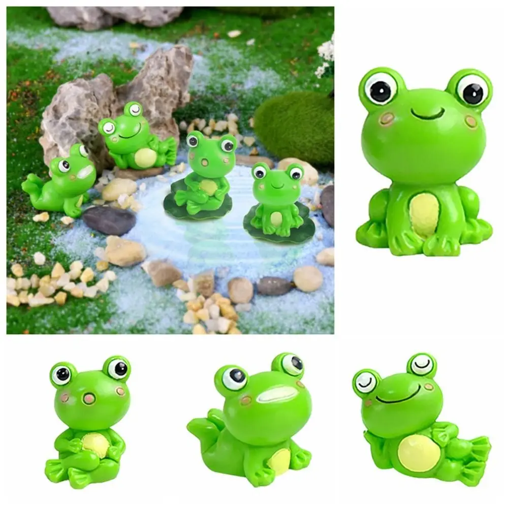 Resin Frog Miniature Car Ornaments Frog Micro Landscape Frog Car Decoration Cartoon Statue Resin Cute Frog Action Figure