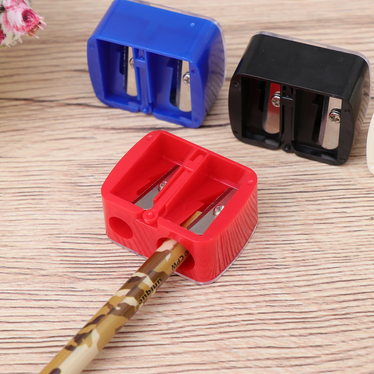 

12 Pcs Double Hole Manual Pencil Sharpener Transparent Lid Continuous Core Office School Storage Box Stationery