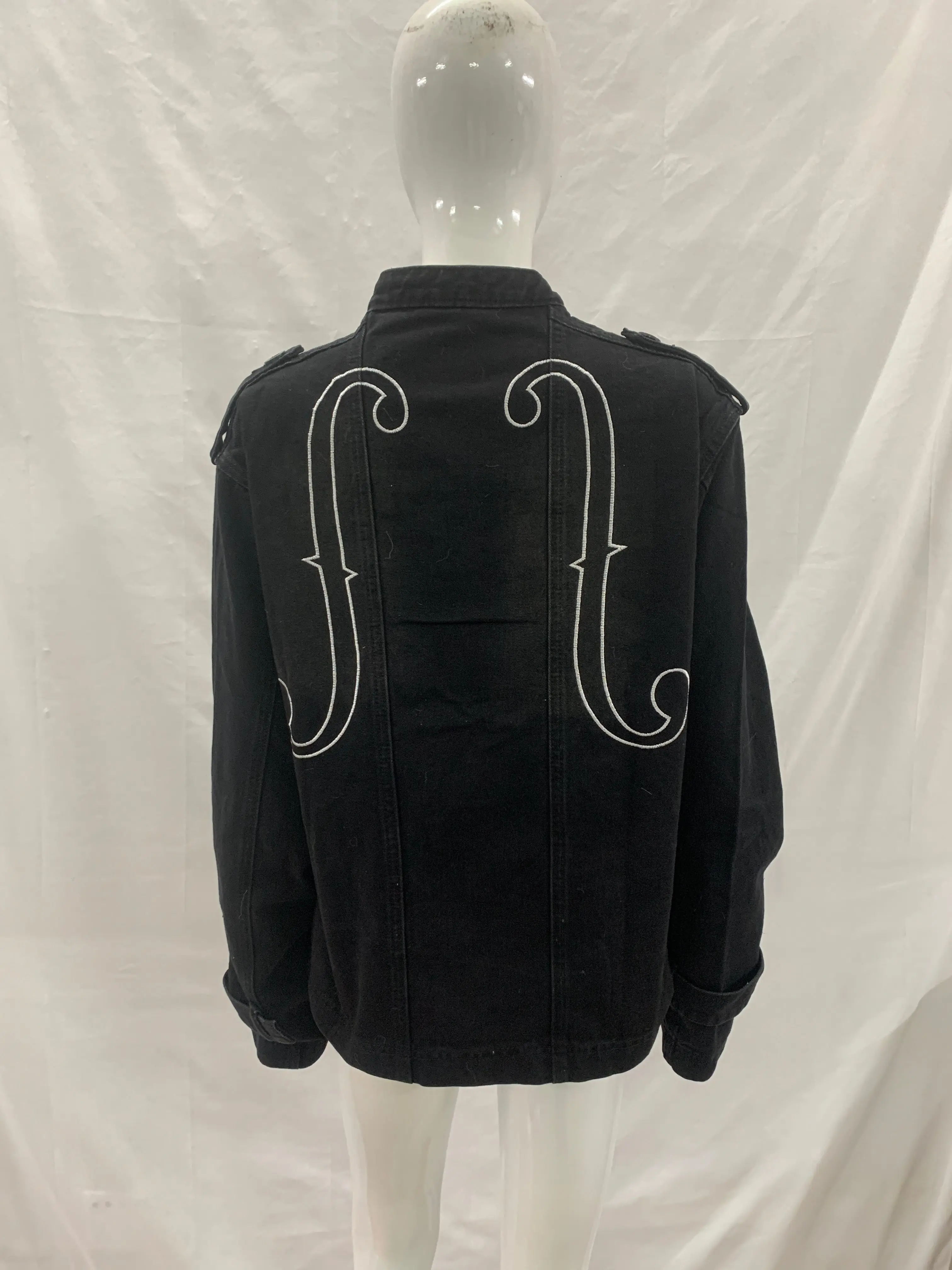 Chaqueta de Mezclilla Estilo H - Street Fashion New York 2026 reseña y precio